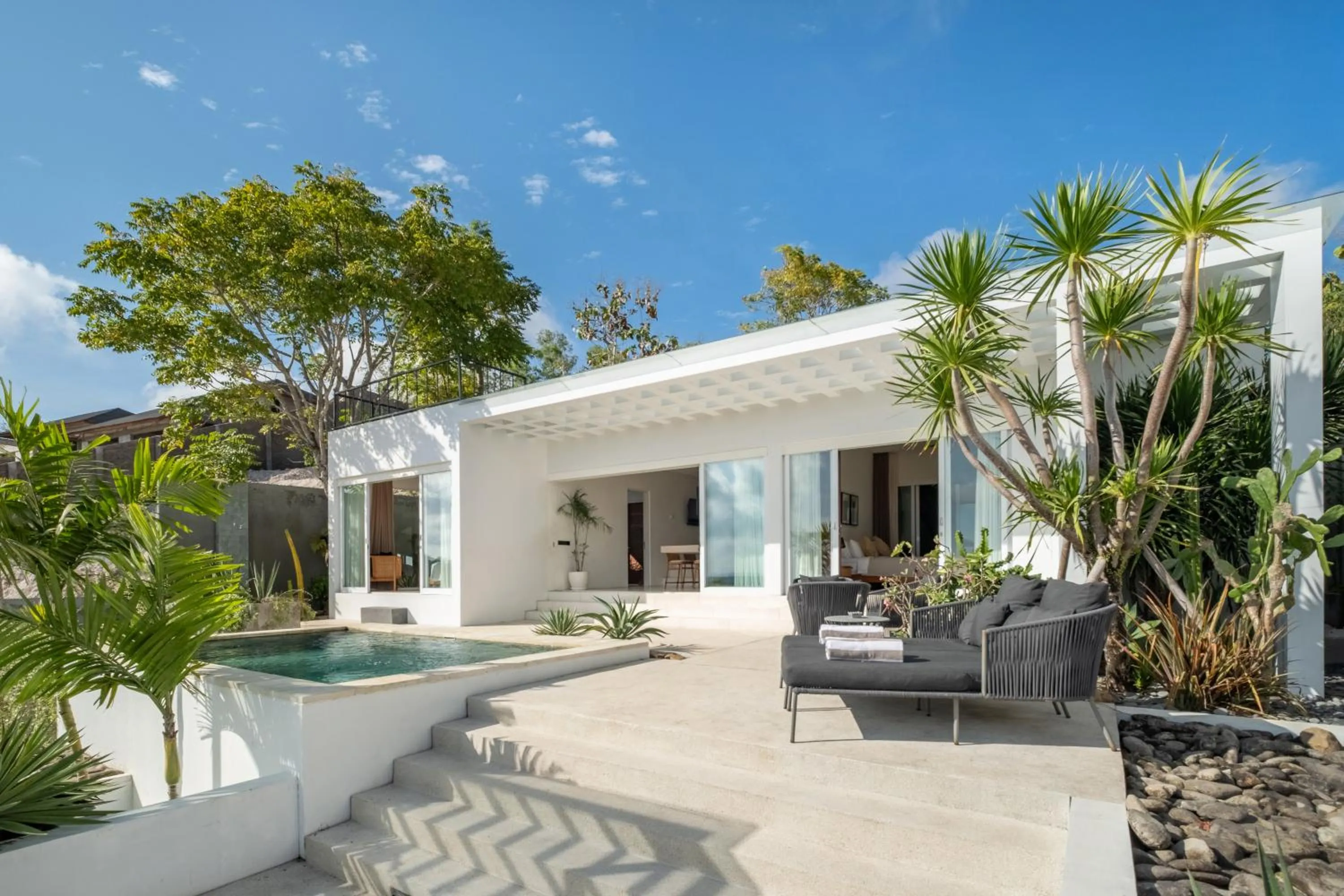 Property building in Villa Osun