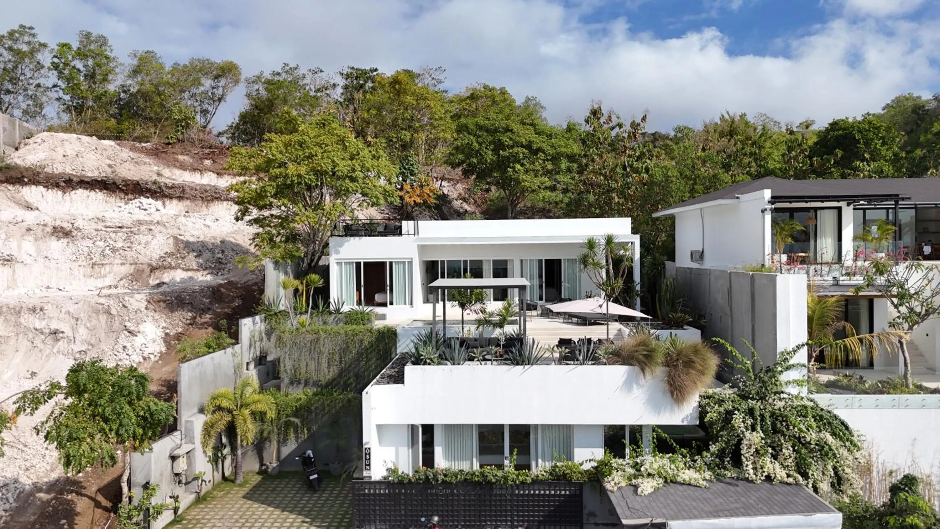 Property building in Villa Osun