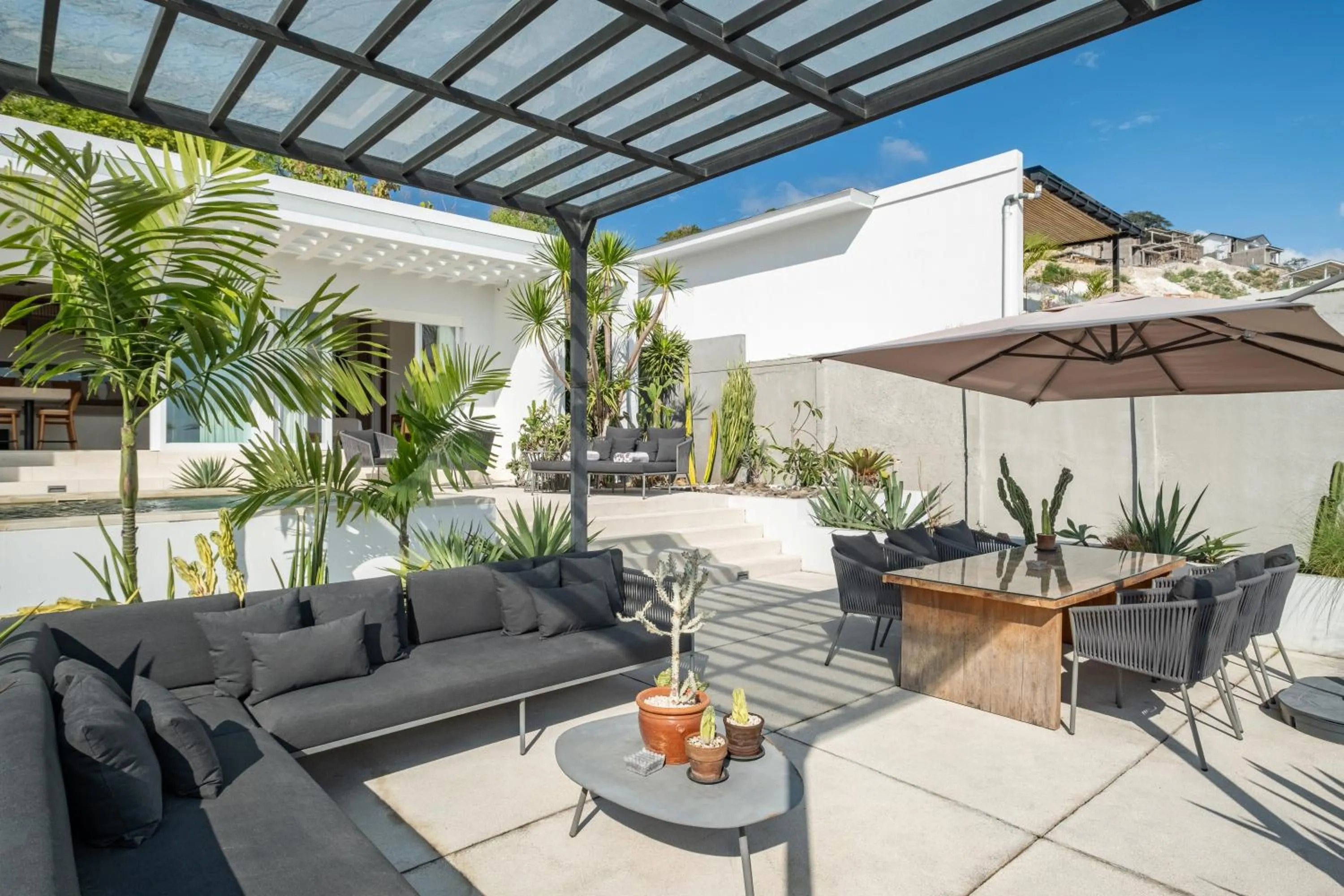 Property building in Villa Osun