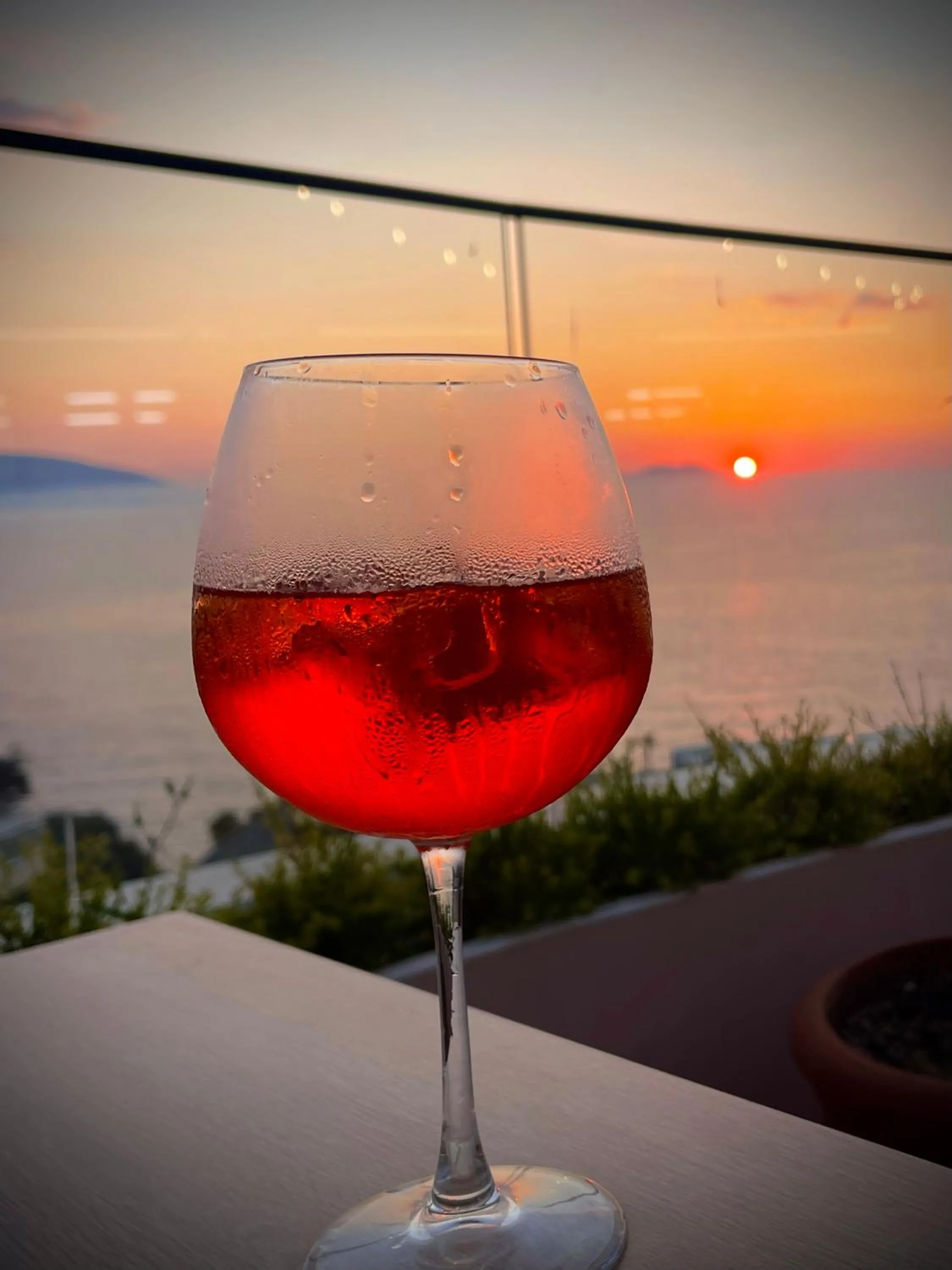 Restaurant/places to eat in Valza Boutique Hotel