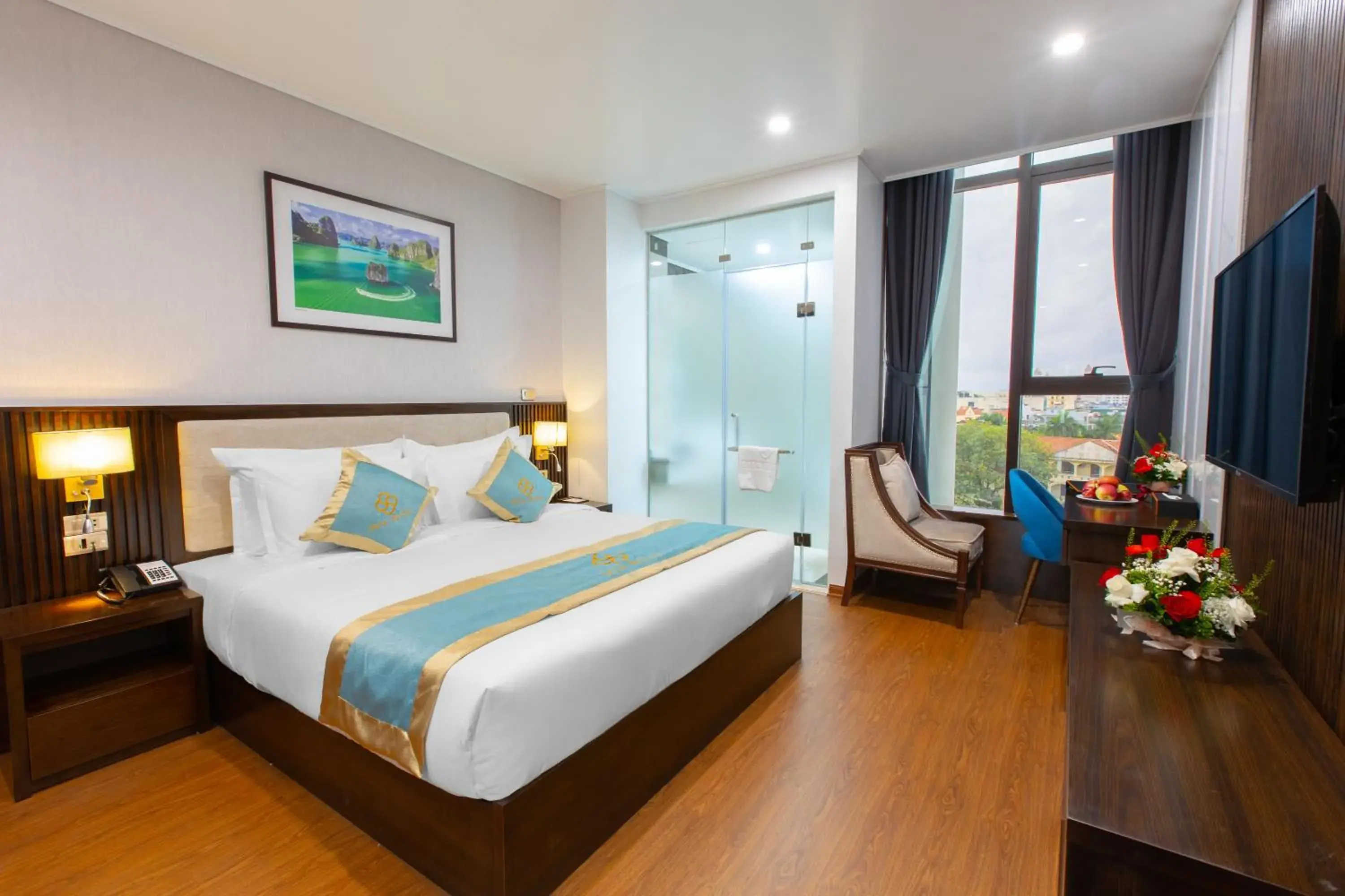 Photo of the whole room, Bed in SALA HOTEL MÓNG CÁI Photo of the whole room, Bed in SALA HOTEL MÓNG CÁI