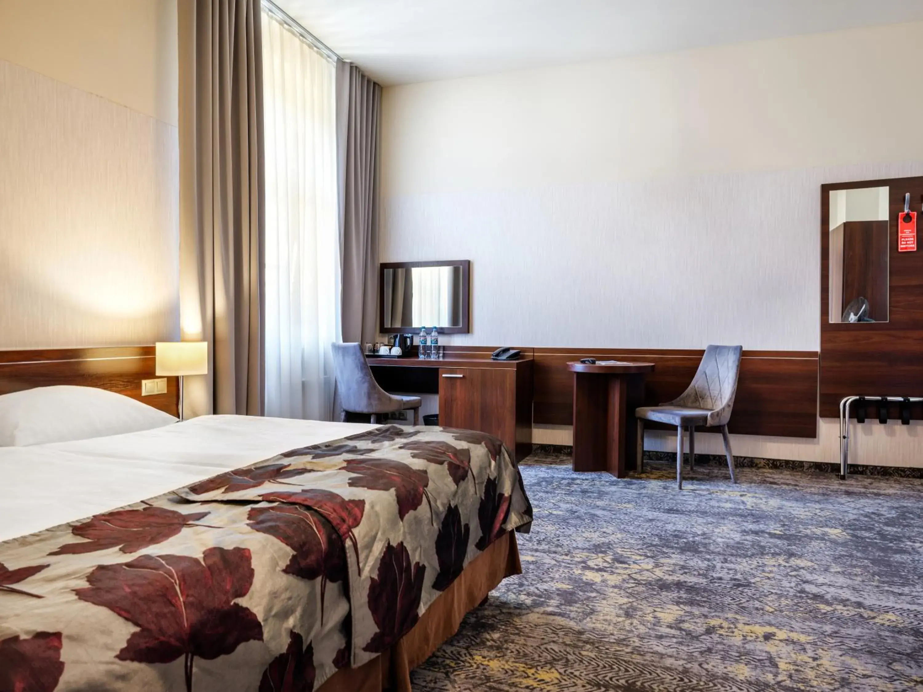 Photo of the whole room, Bed in Hotel Rezydent Photo of the whole room, Bed in Hotel Rezydent