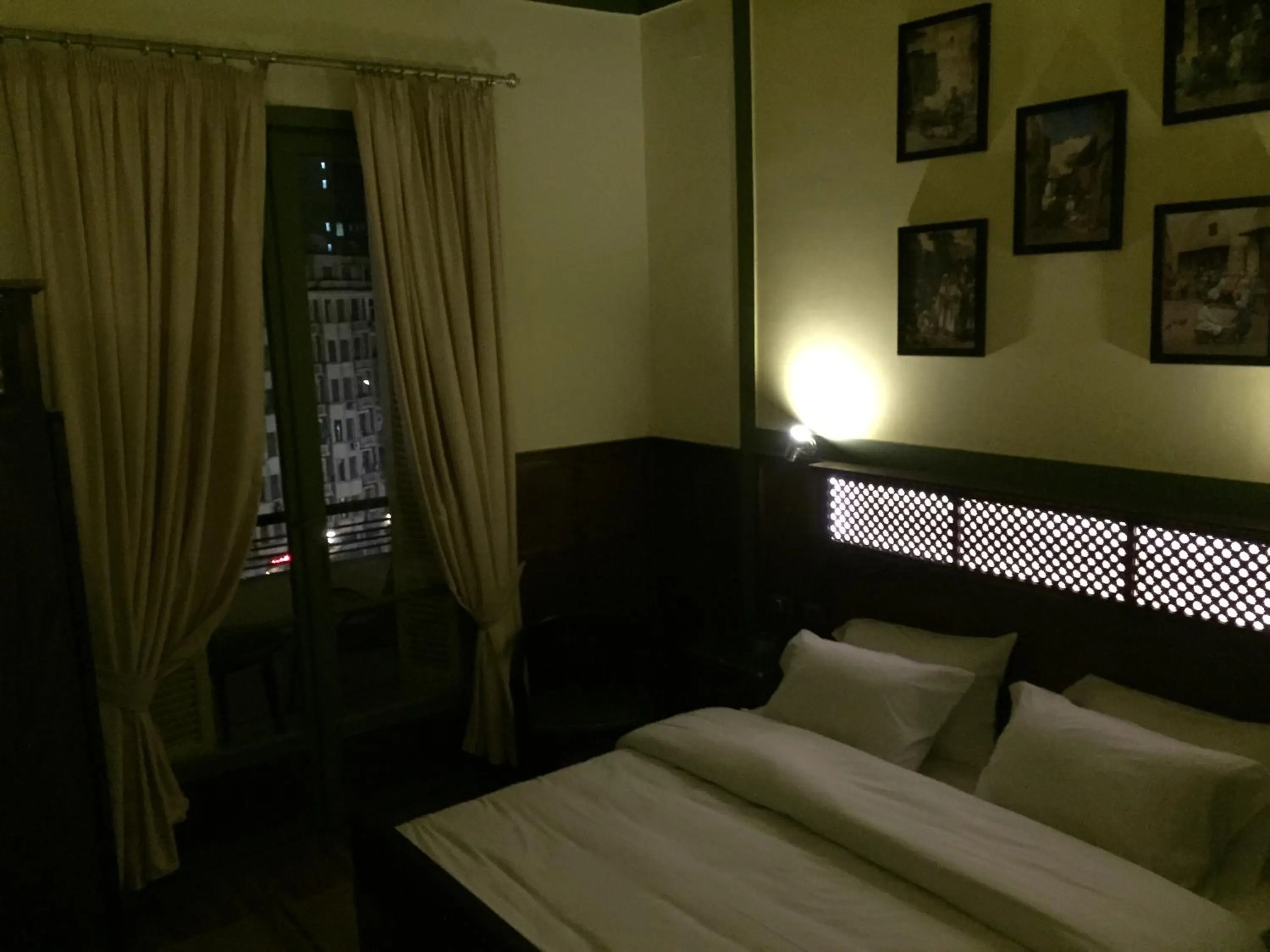 Bedroom, Bed in Carlton Downtown Cairo