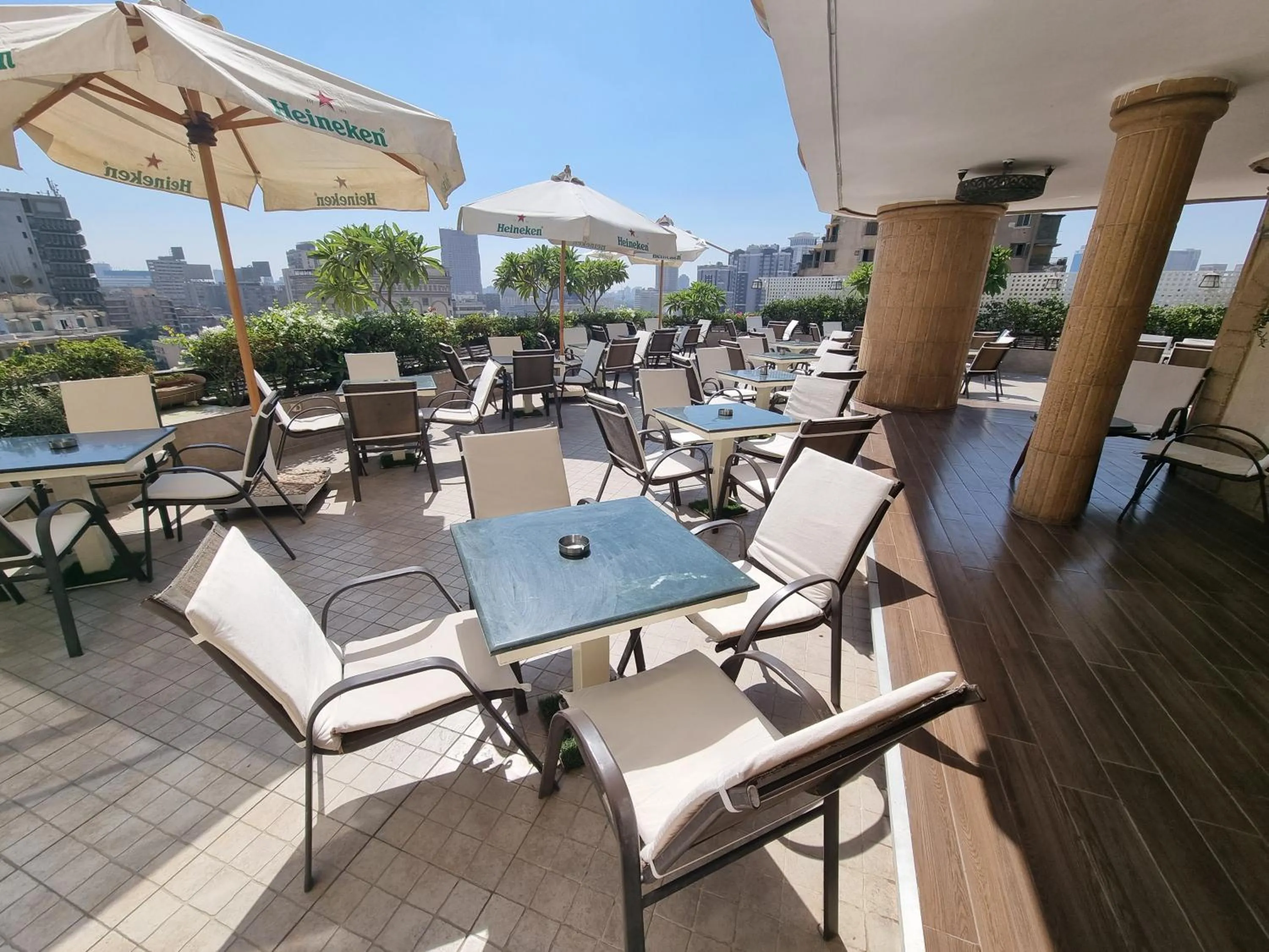 Lounge or bar in Carlton Downtown Cairo