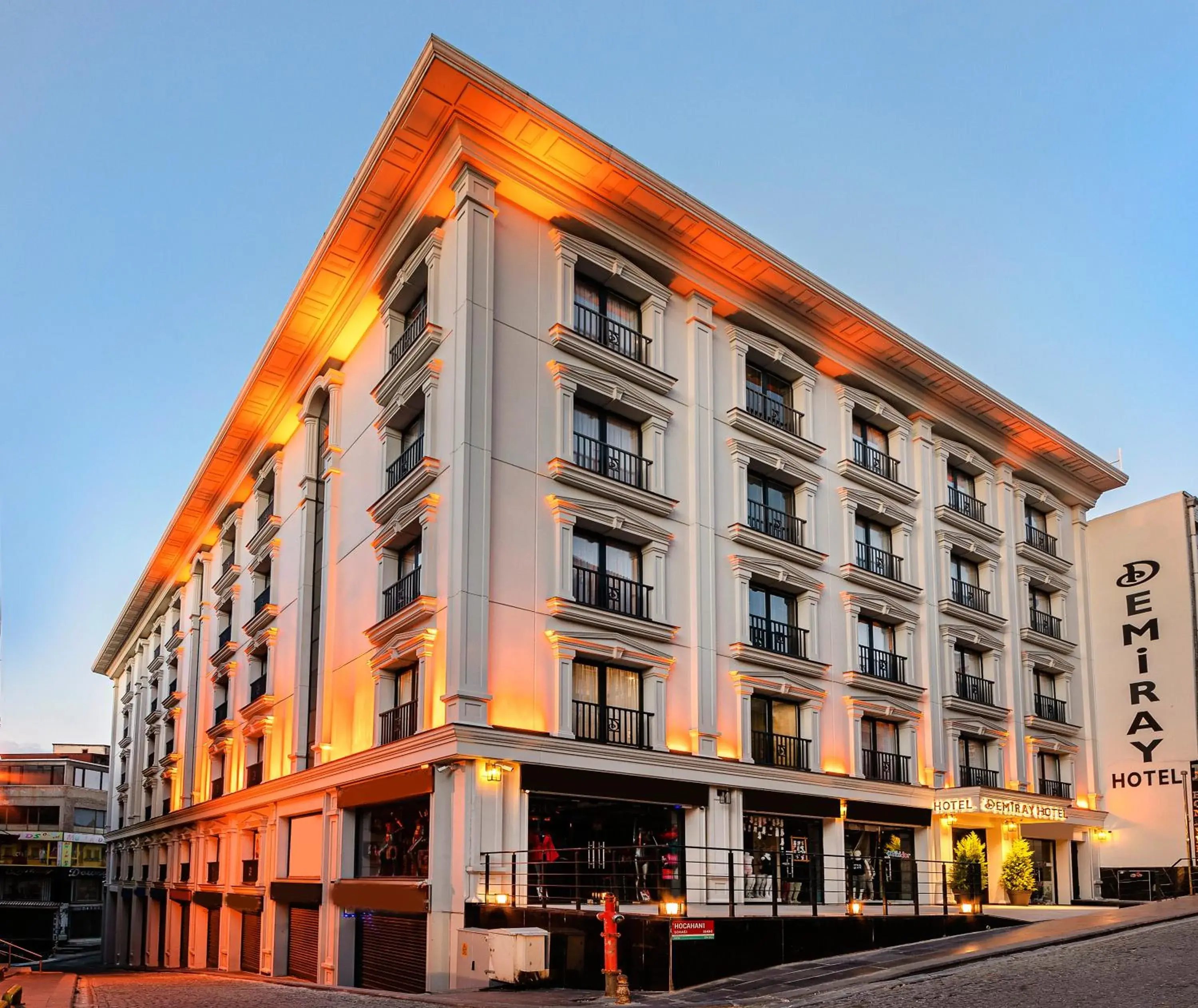 Property building in Demiray Hotel Old City Property building in Demiray Hotel Old City