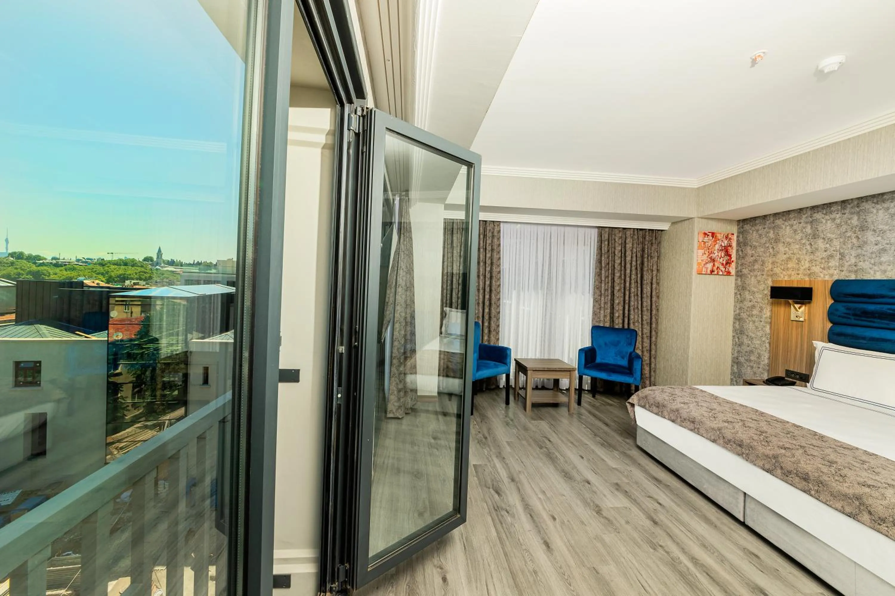 Photo of the whole room, Bed in Demiray Hotel Old City