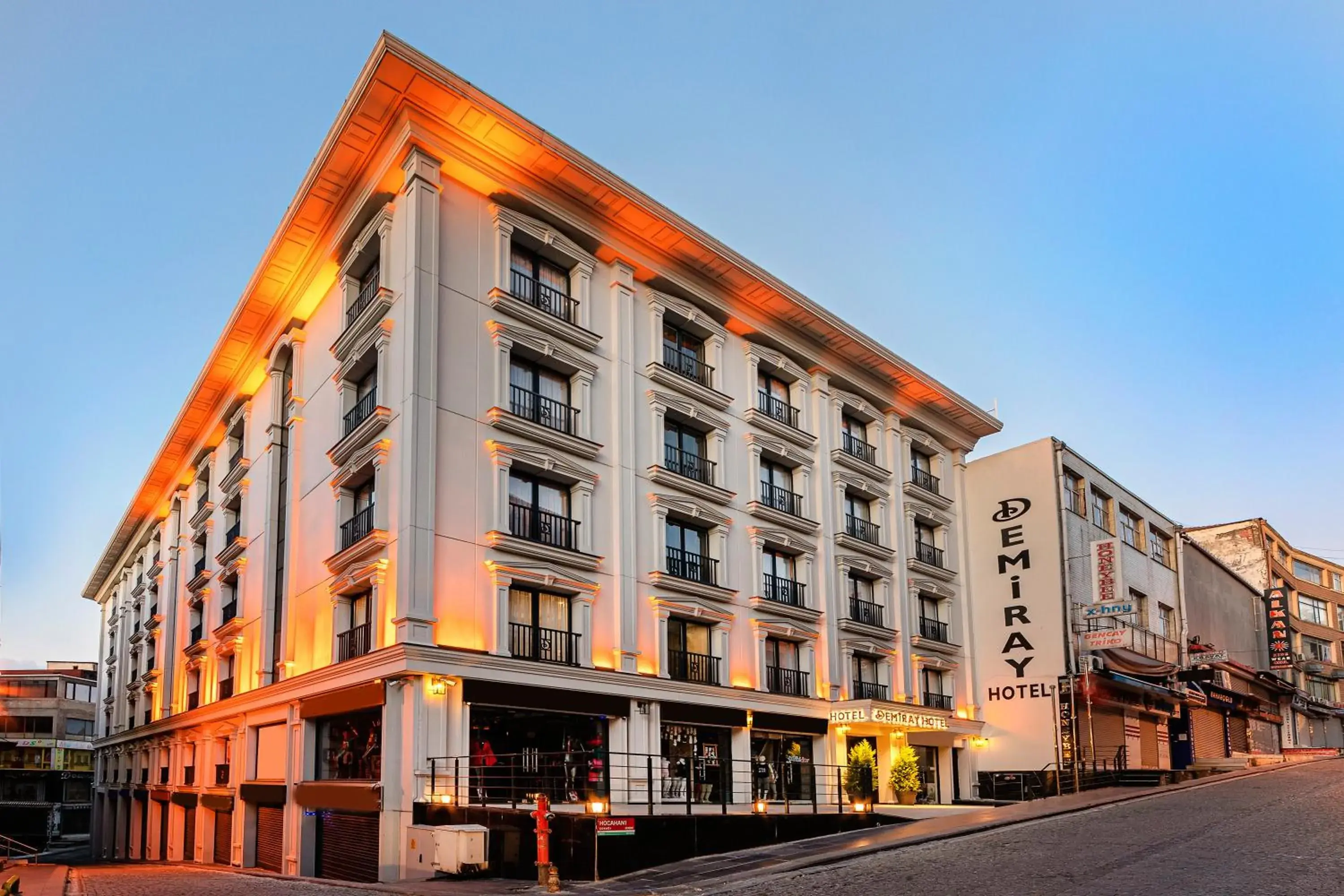 Property building in Demiray Hotel Old City Property building in Demiray Hotel Old City