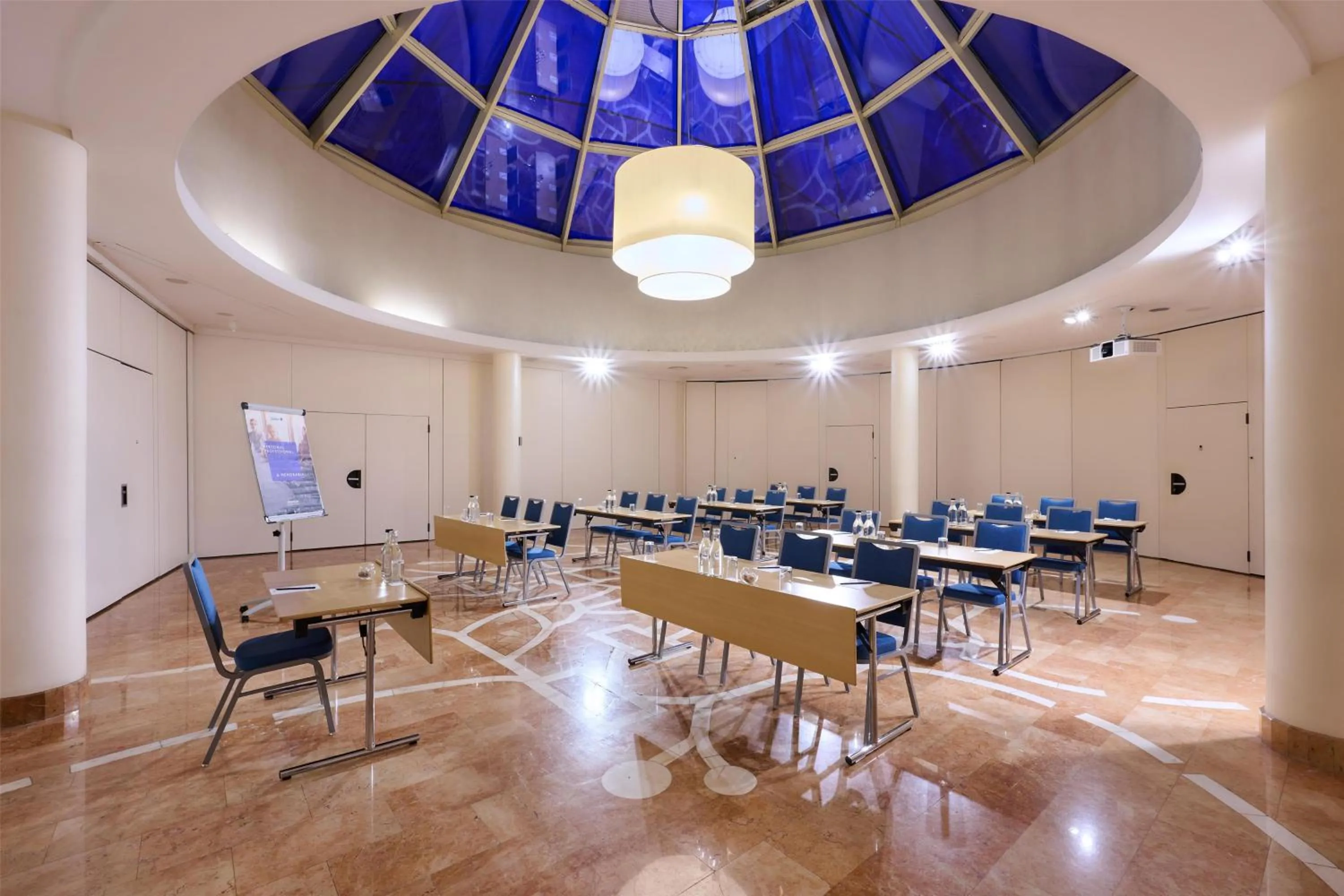 Meeting/conference room in Radisson Blu Sobieski