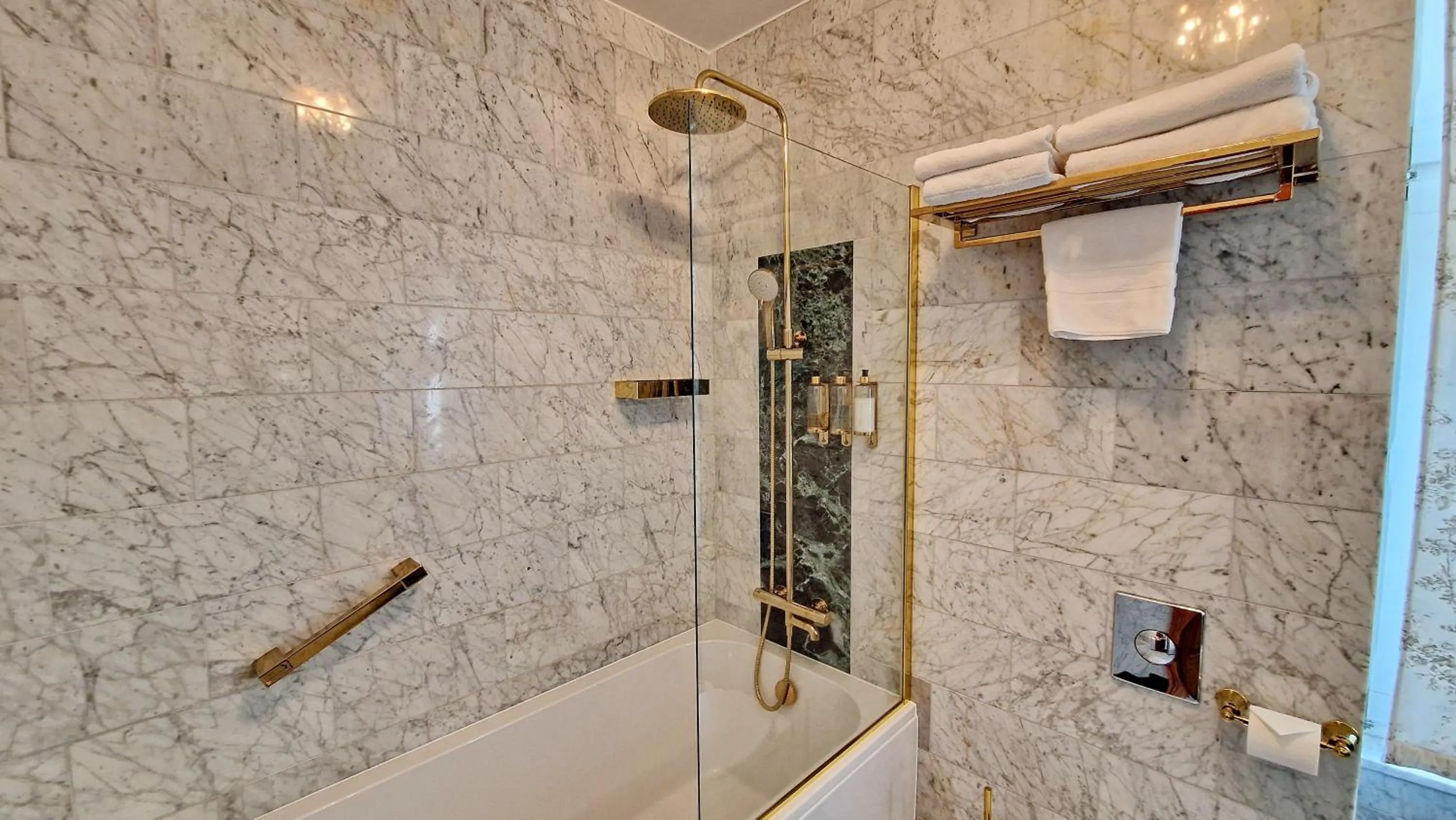 Bathroom in Podewils Old Town Gdansk