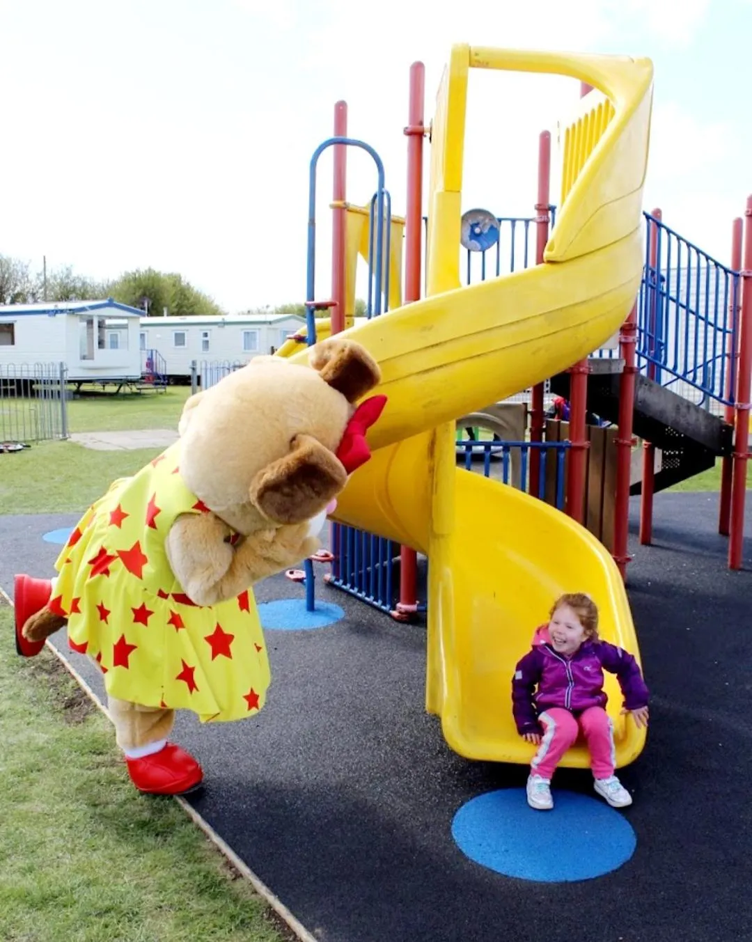 Children play ground in Golden Palm Getaway's PG143