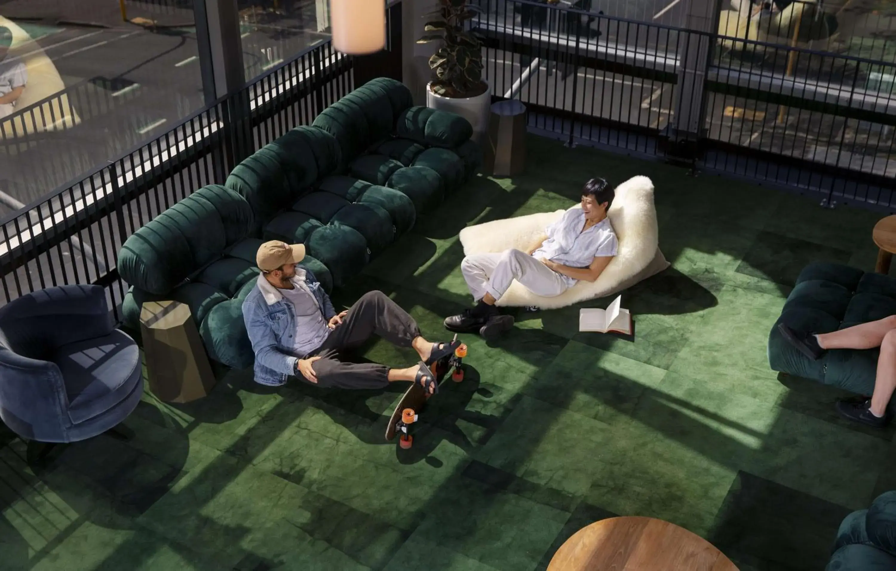 Property building in LyLo Auckland Hotel Property building in LyLo Auckland Hotel