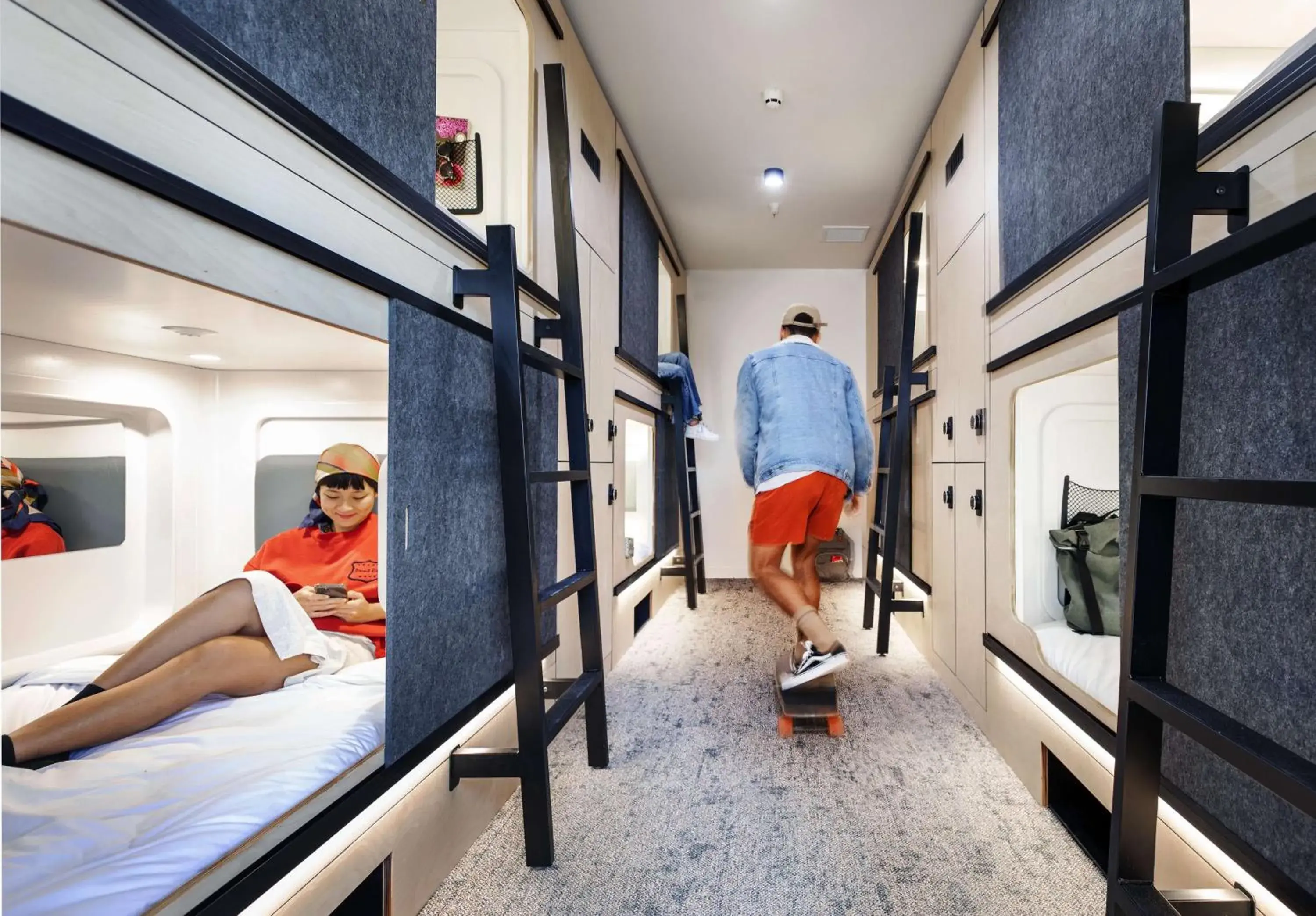 Bedroom, Bed in LyLo Auckland Hotel Bedroom, Bed in LyLo Auckland Hotel