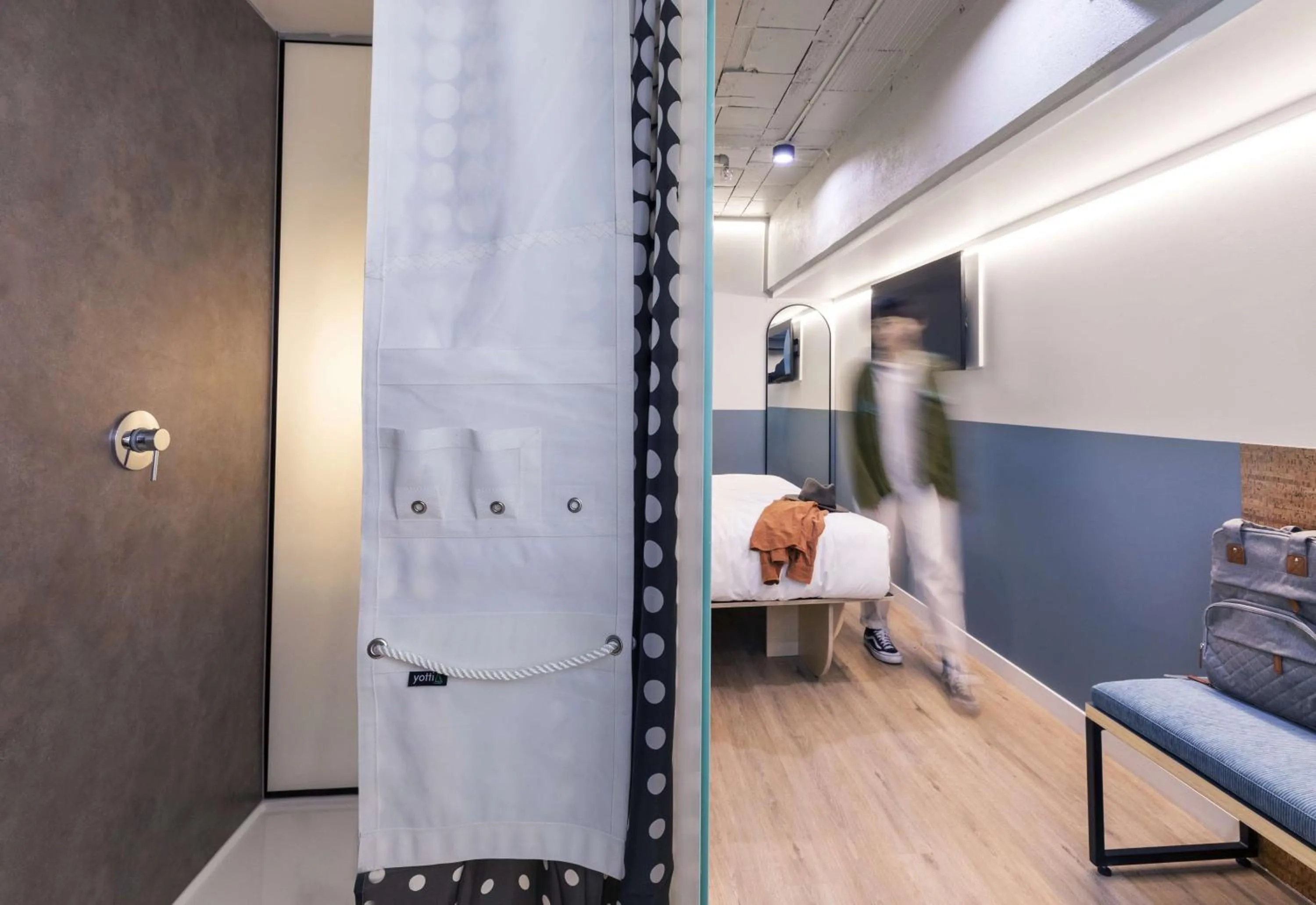 Bedroom in LyLo Auckland Hotel