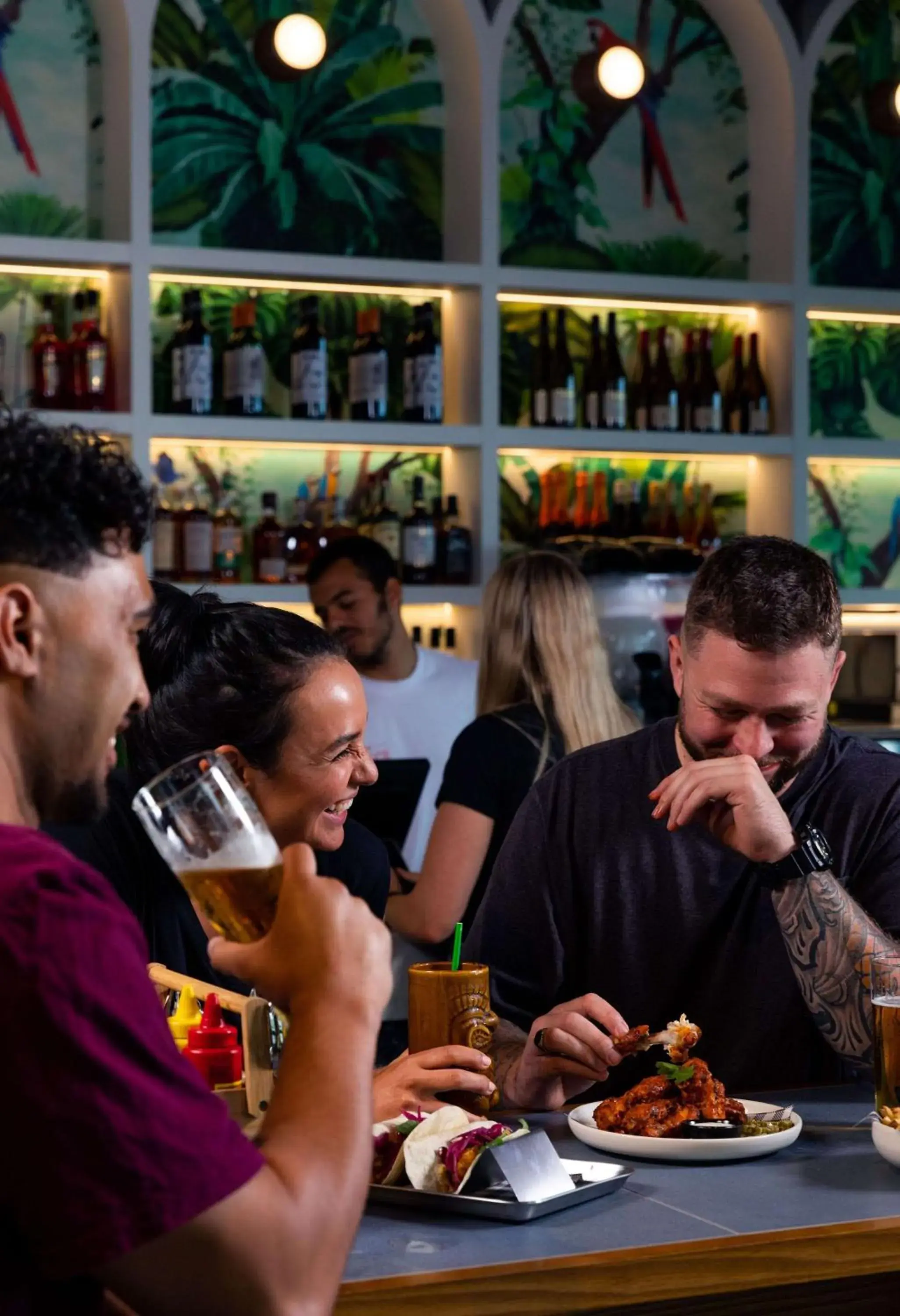 Restaurant/places to eat in LyLo Auckland Hotel Restaurant/places to eat in LyLo Auckland Hotel