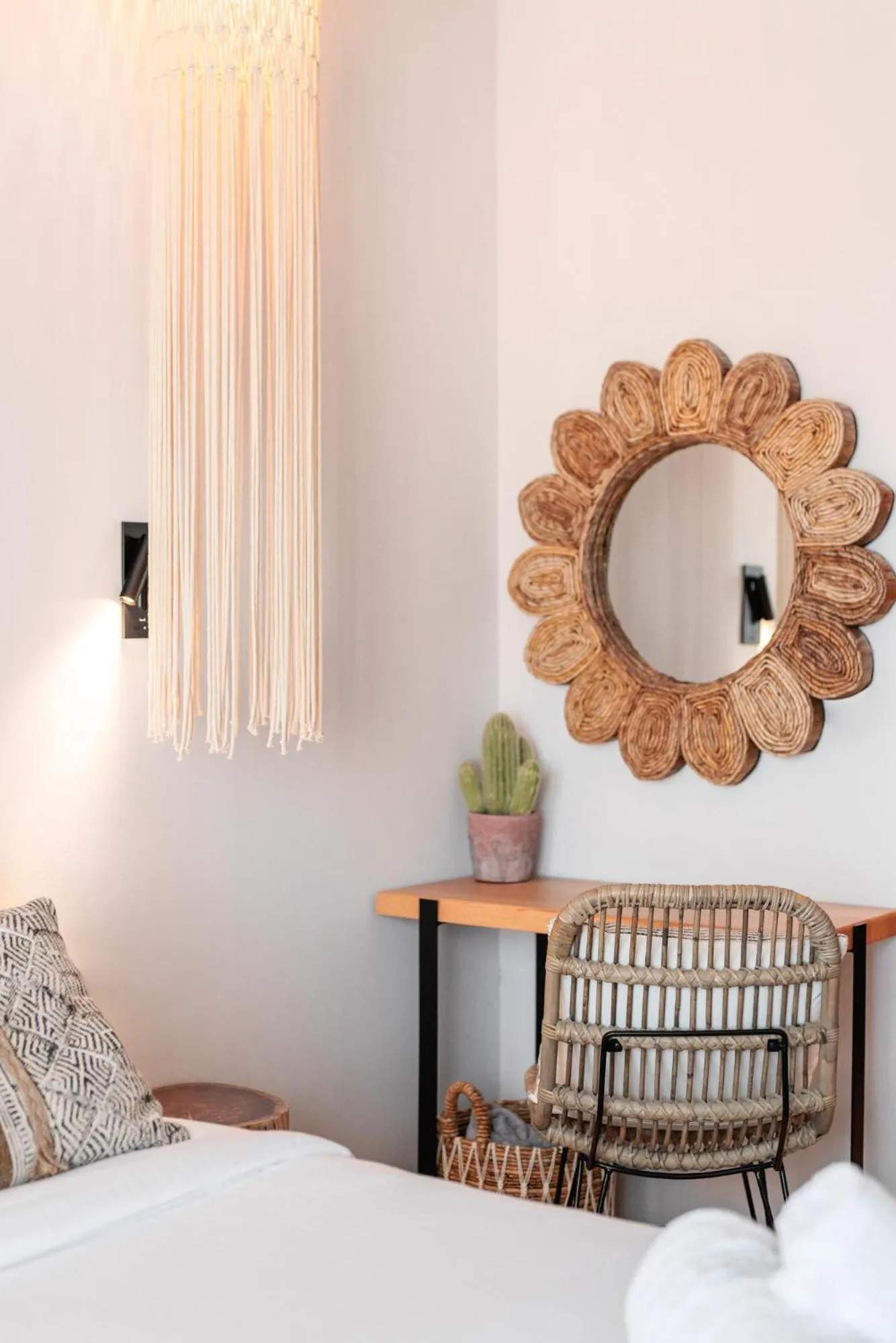 Photo of the whole room, Bed in Amalthia Luxury Suites