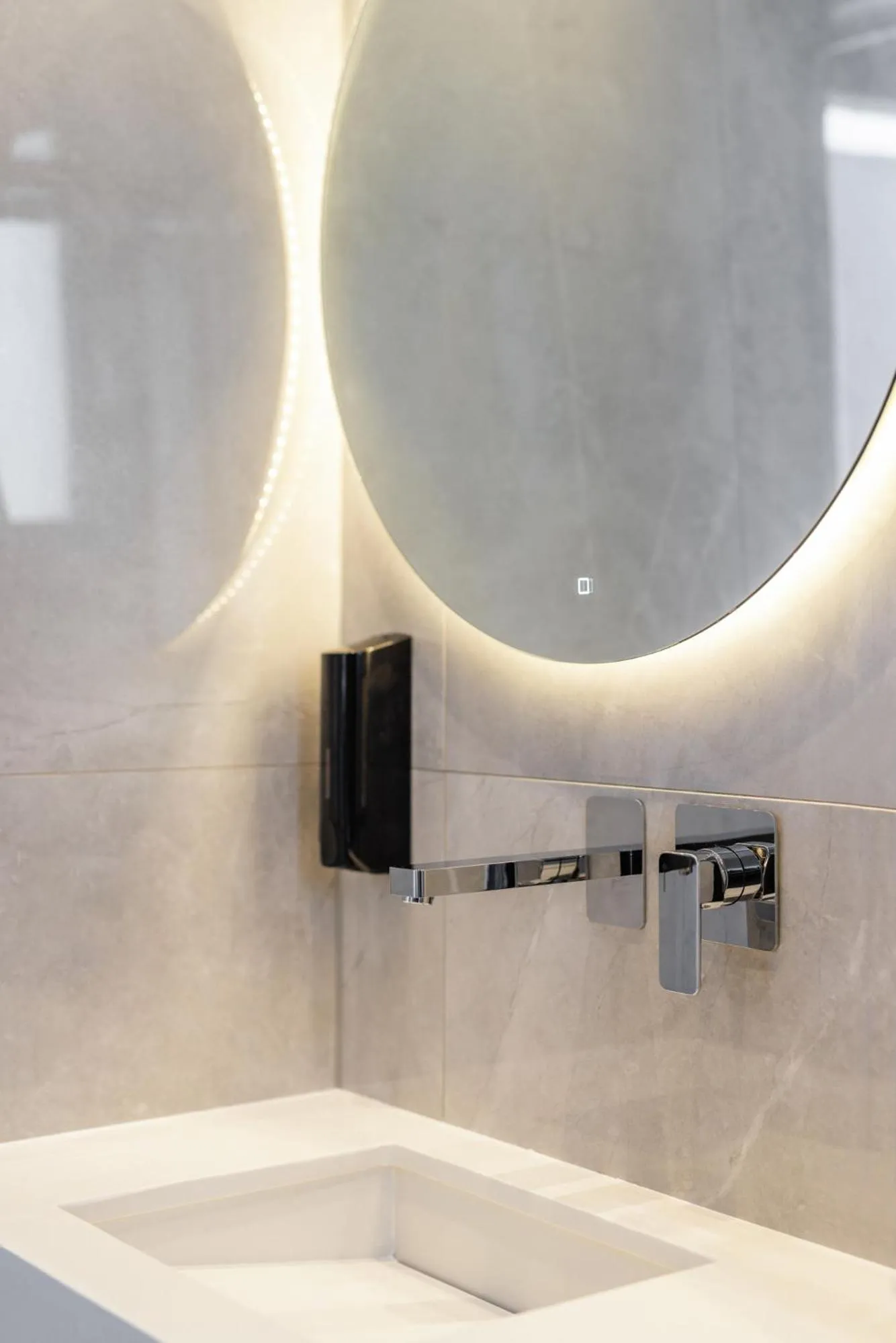 Bathroom in Amalthia Luxury Suites