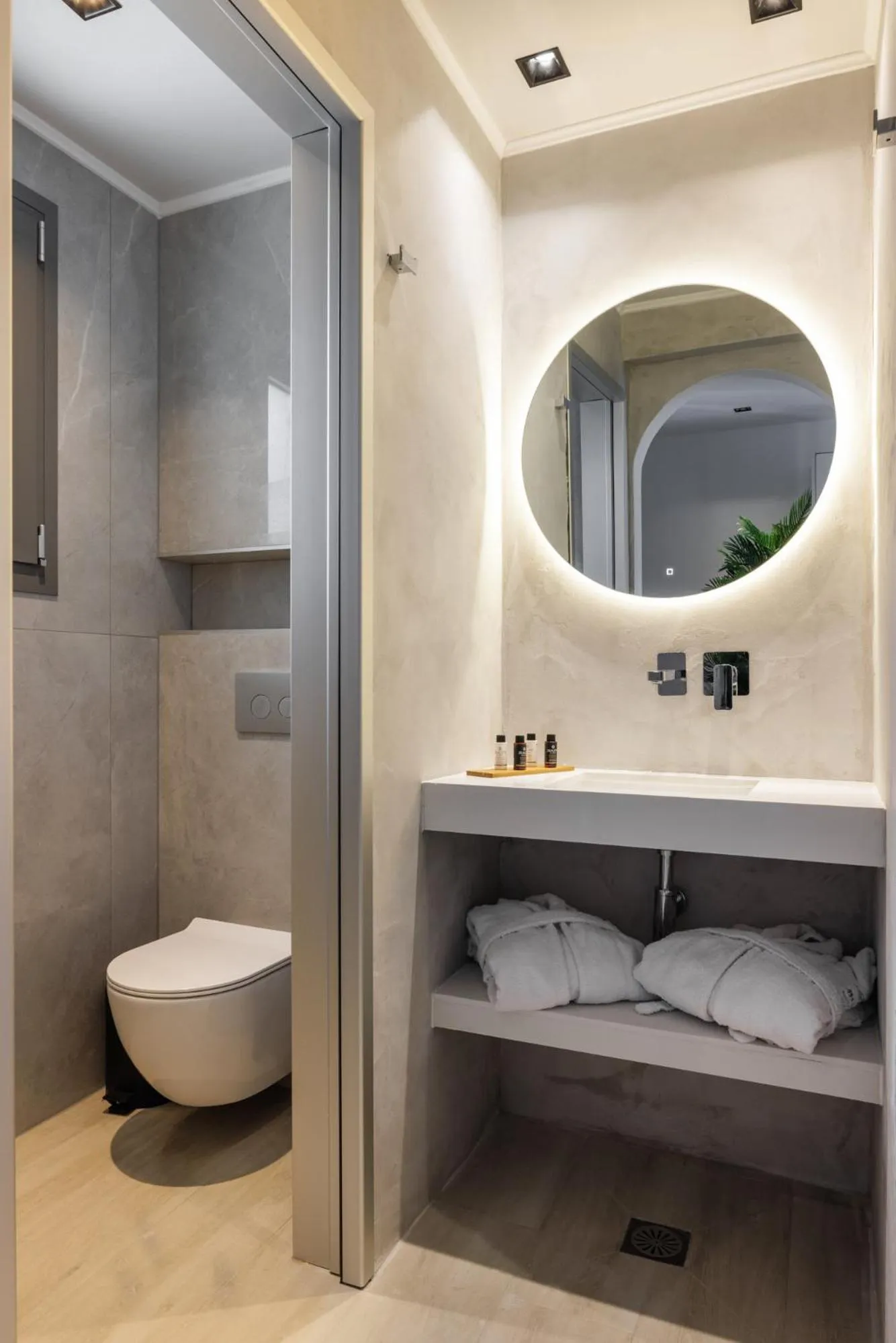 Bathroom in Amalthia Luxury Suites