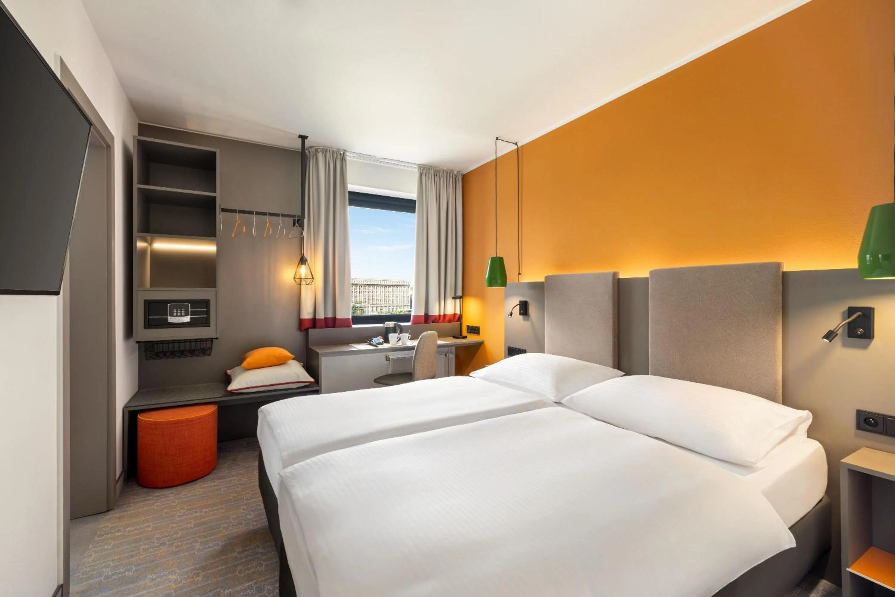 Photo of the whole room, Bed in Vienna House Easy by Wyndham Cracow