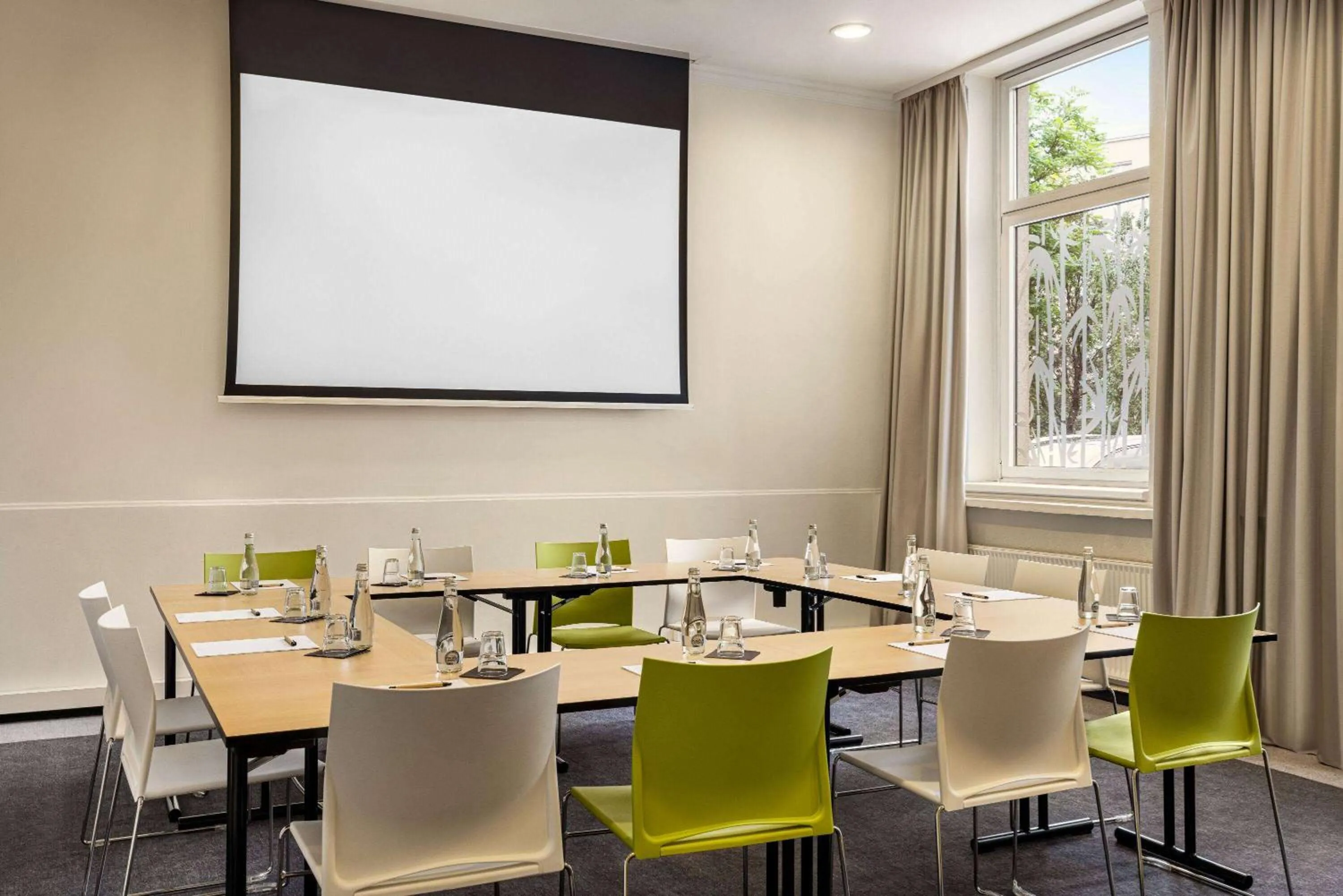 Meeting/conference room in Vienna House Easy by Wyndham Cracow