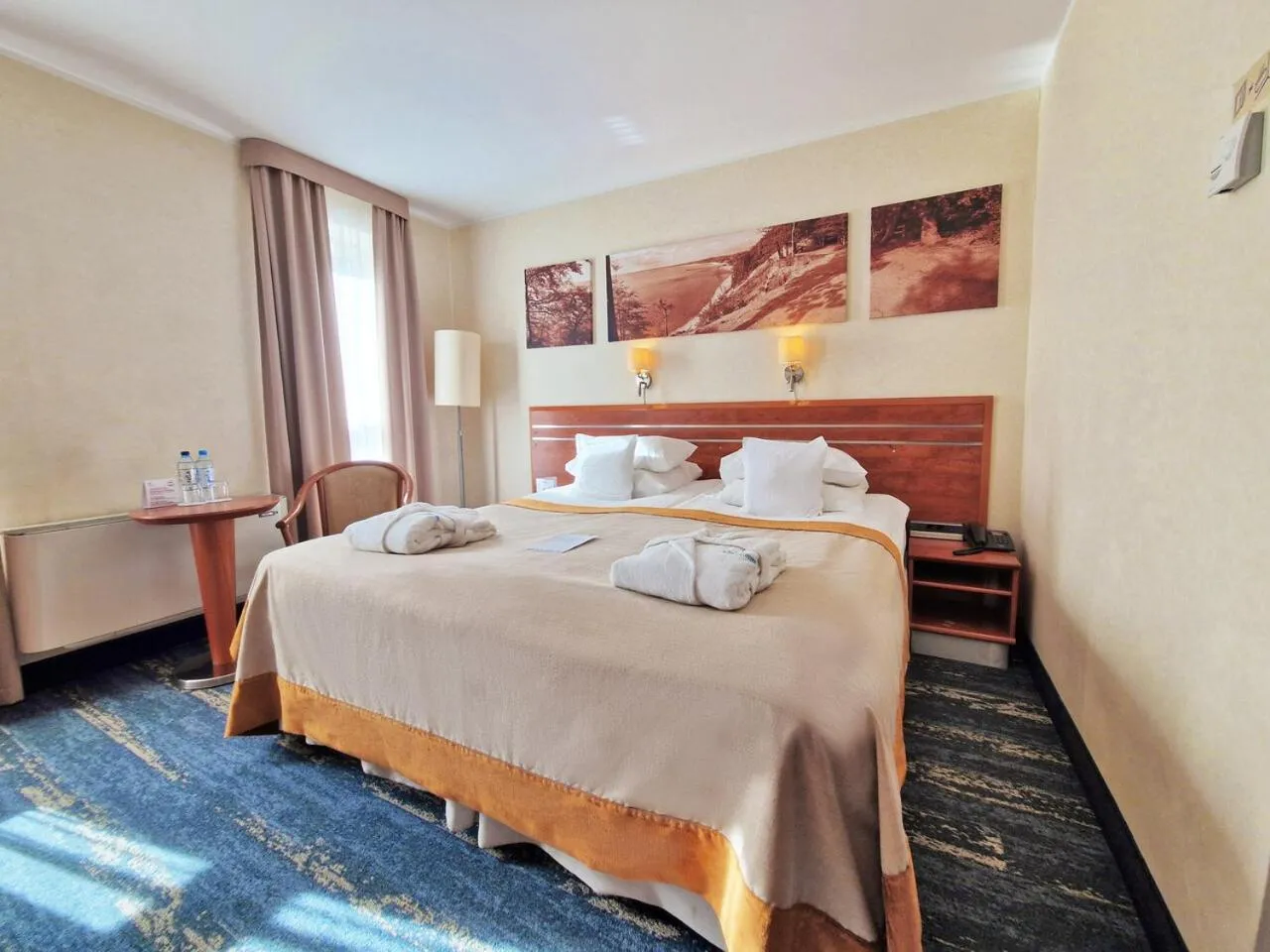 Bed in Hotel Nadmorski