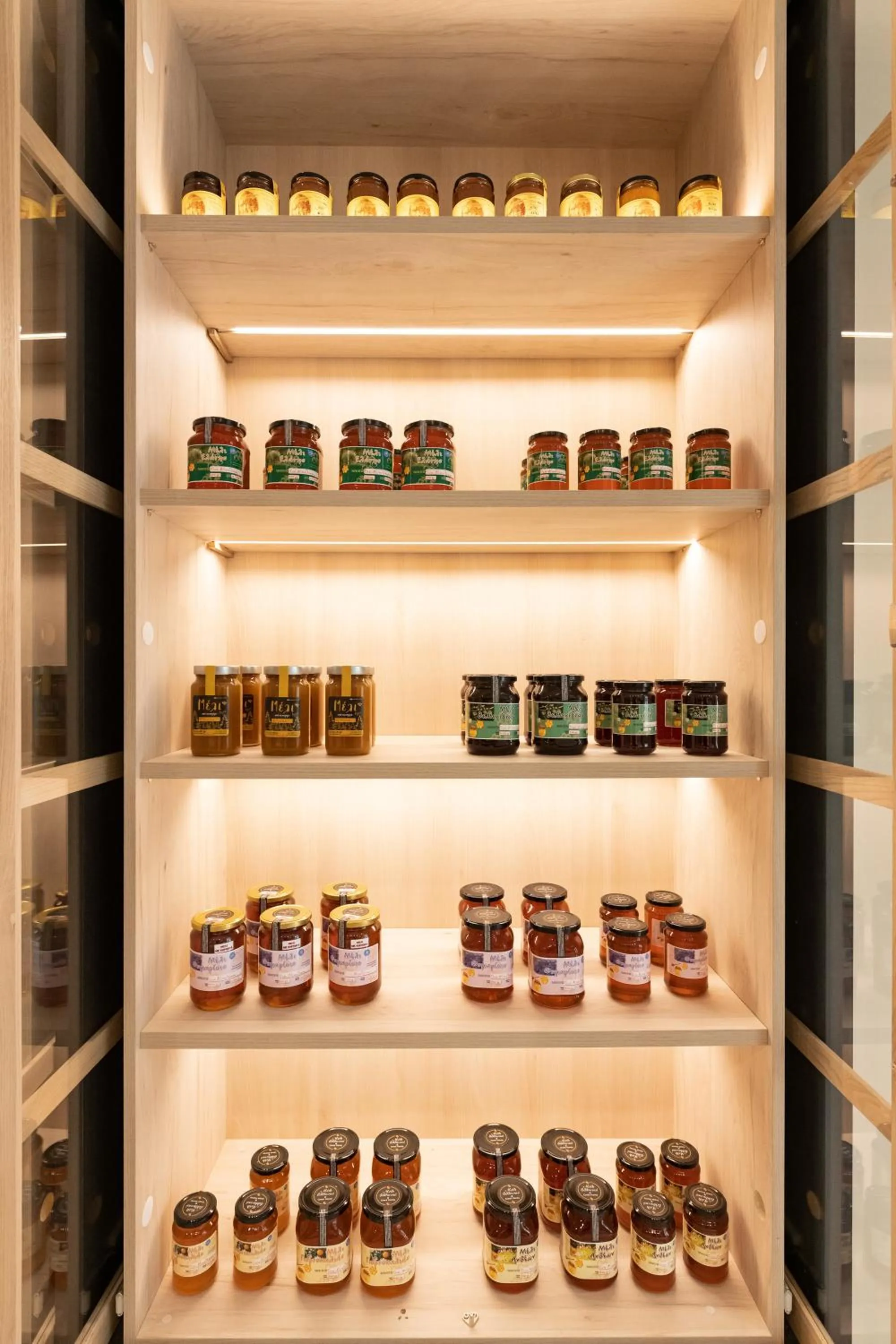 Food and drinks in Epoch House & The Orange Shop - Adults Only