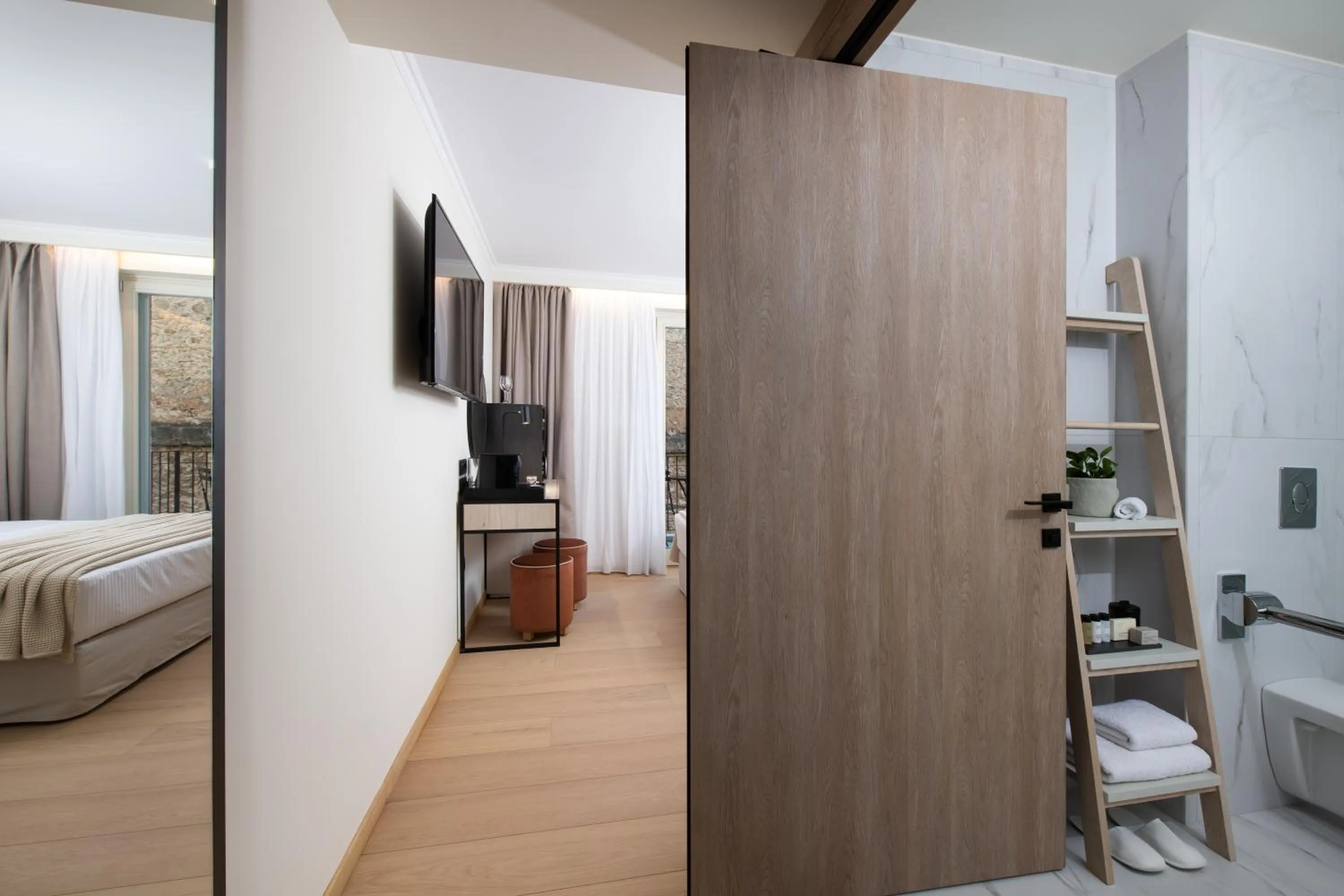 Bathroom, Bed in Epoch House & The Orange Shop - Adults Only