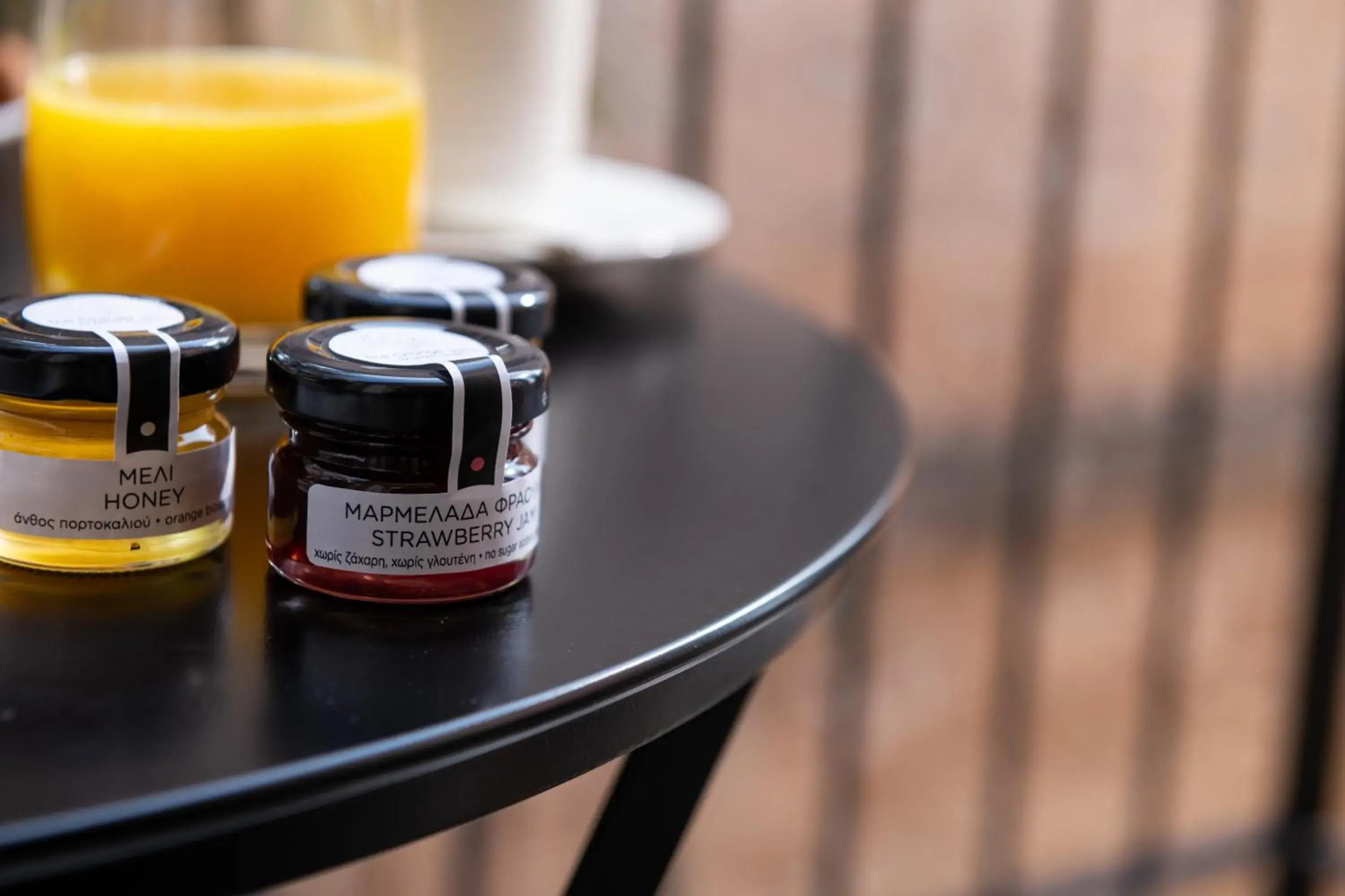 Food and drinks in Epoch House & The Orange Shop - Adults Only Food and drinks in Epoch House & The Orange Shop - Adults Only