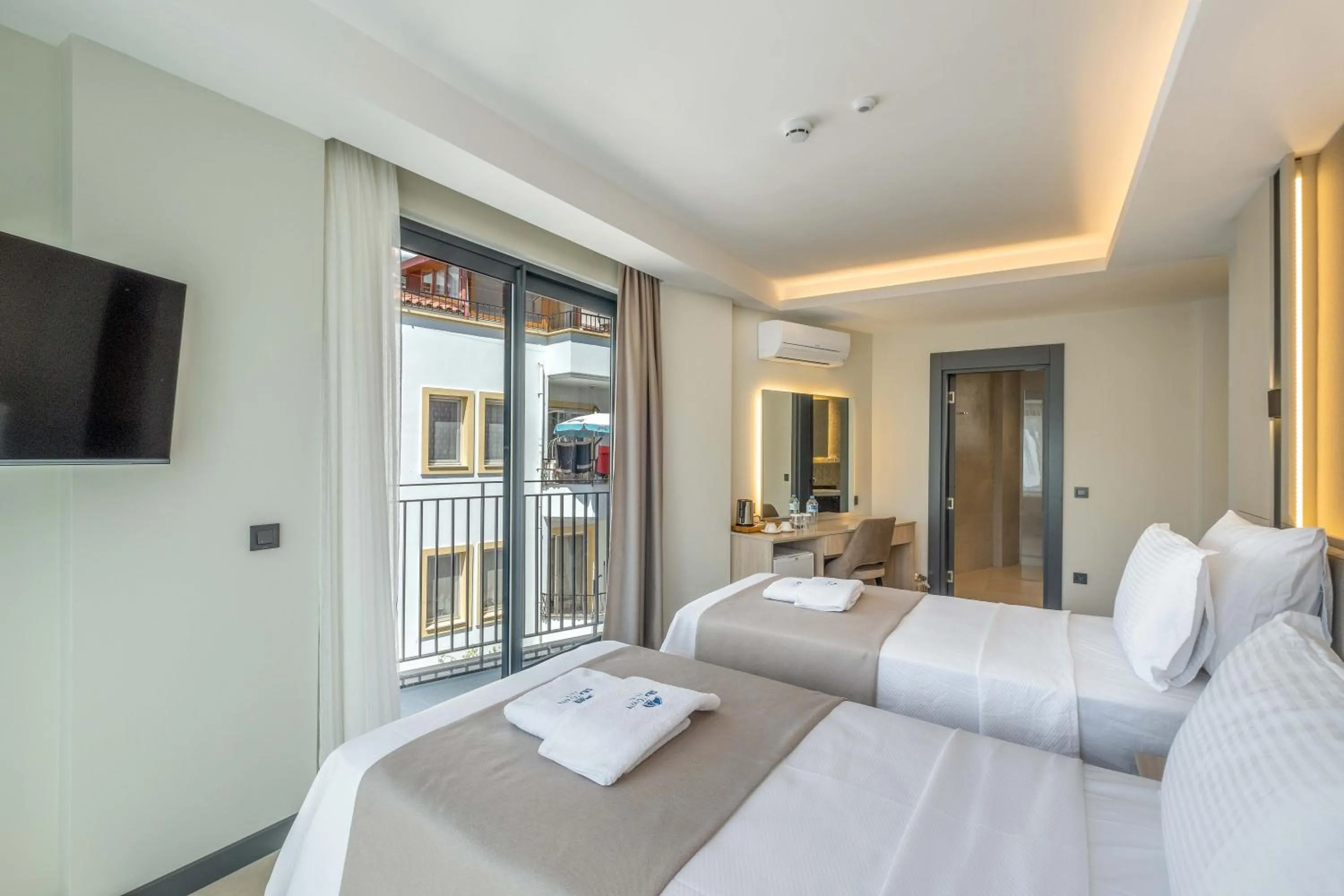 Bed in SeaTown Hotel