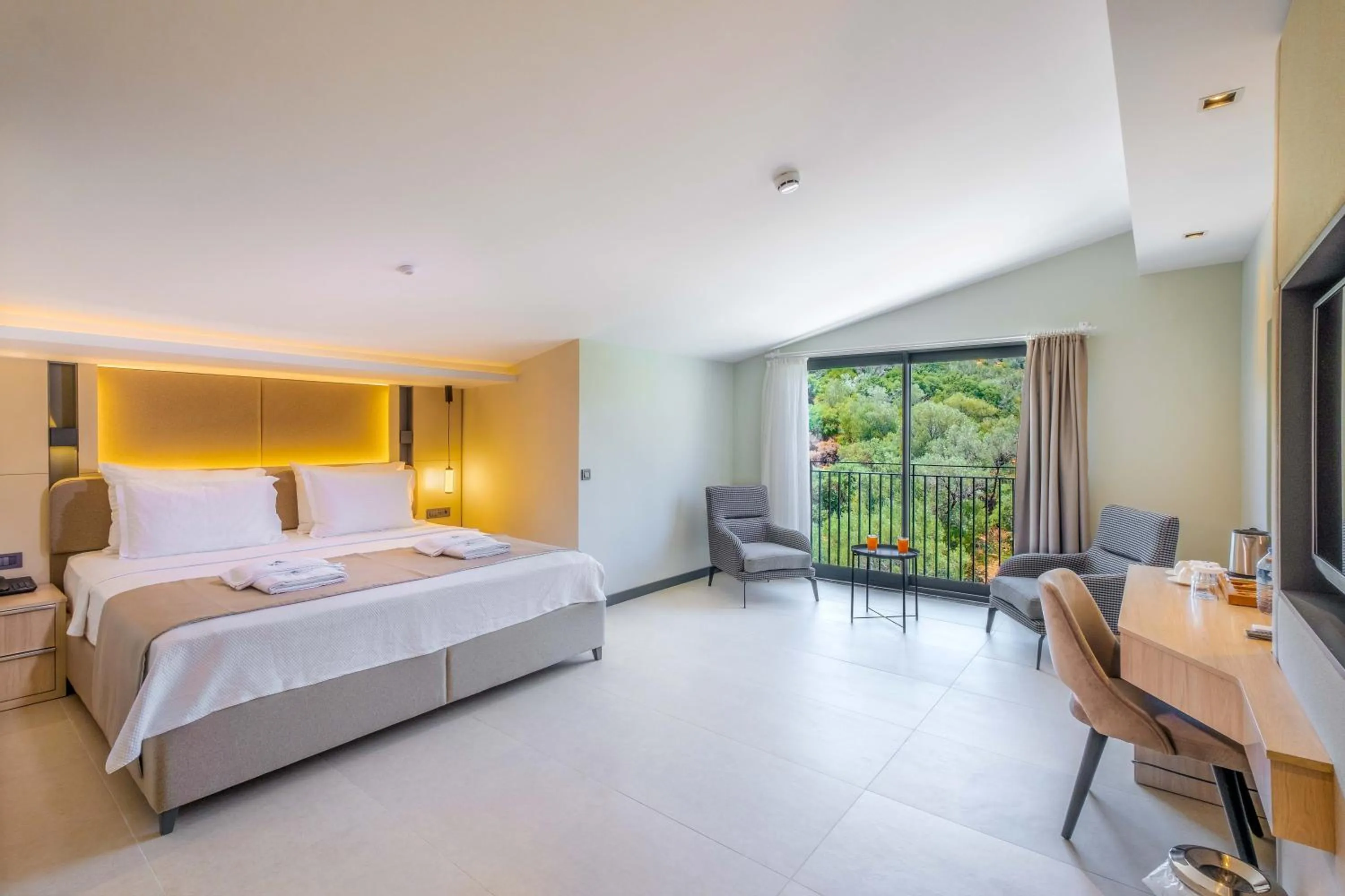 Bed in SeaTown Hotel