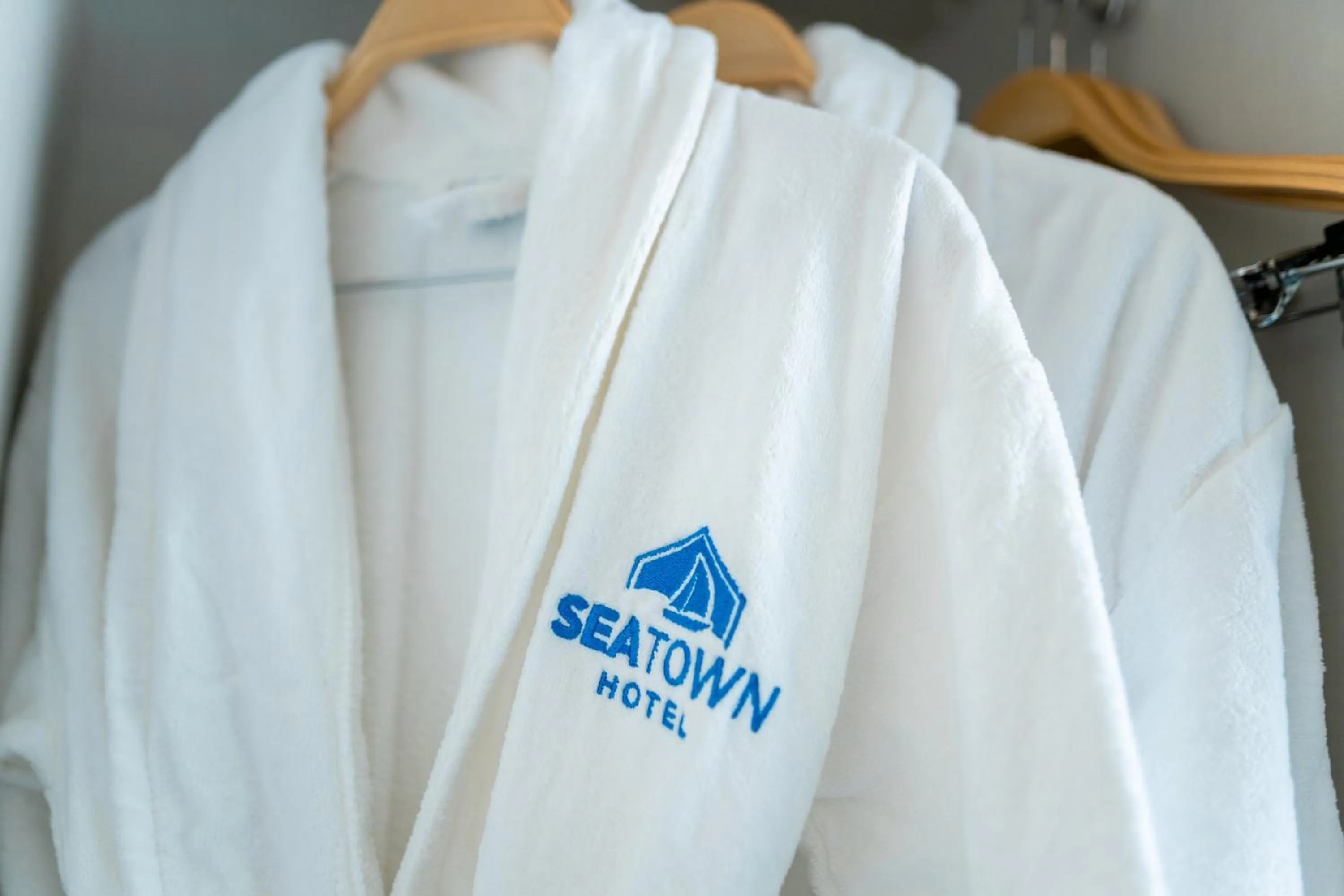 towels in SeaTown Hotel