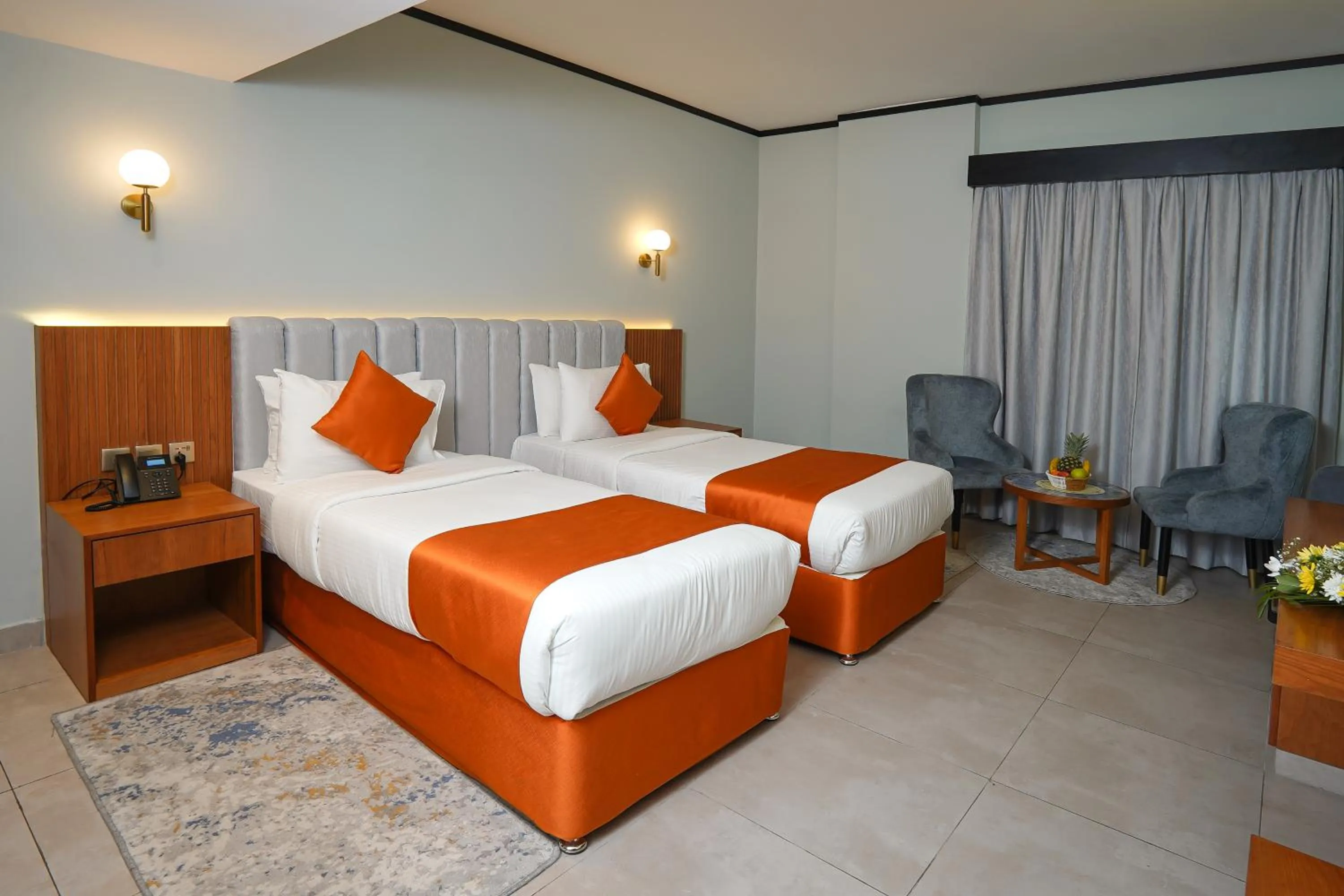 Bedroom, Bed in Concorde Palace Hotel