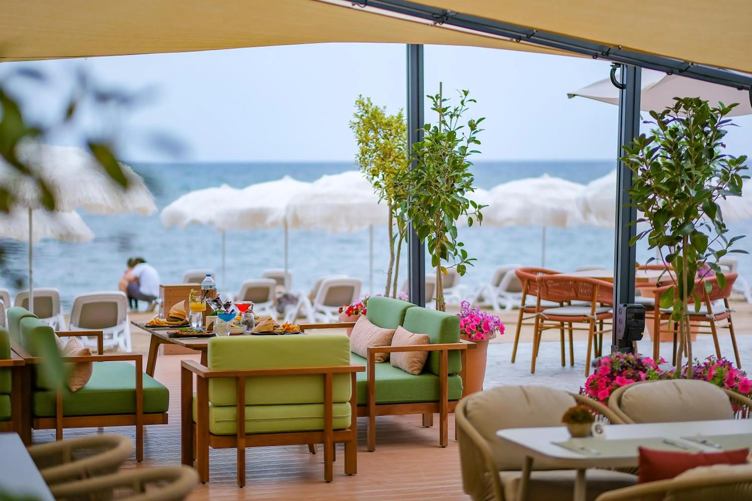 Restaurant/places to eat in The Arkin Iskele