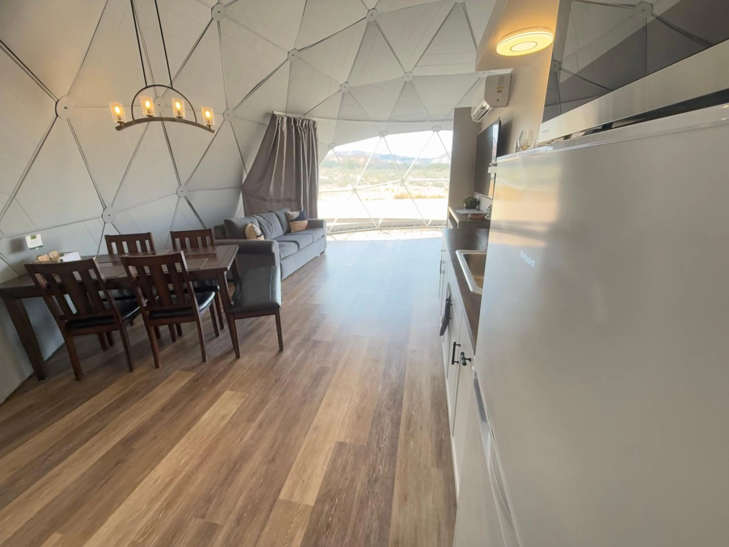 Kitchen or kitchenette in Bryce Glamp And Camp