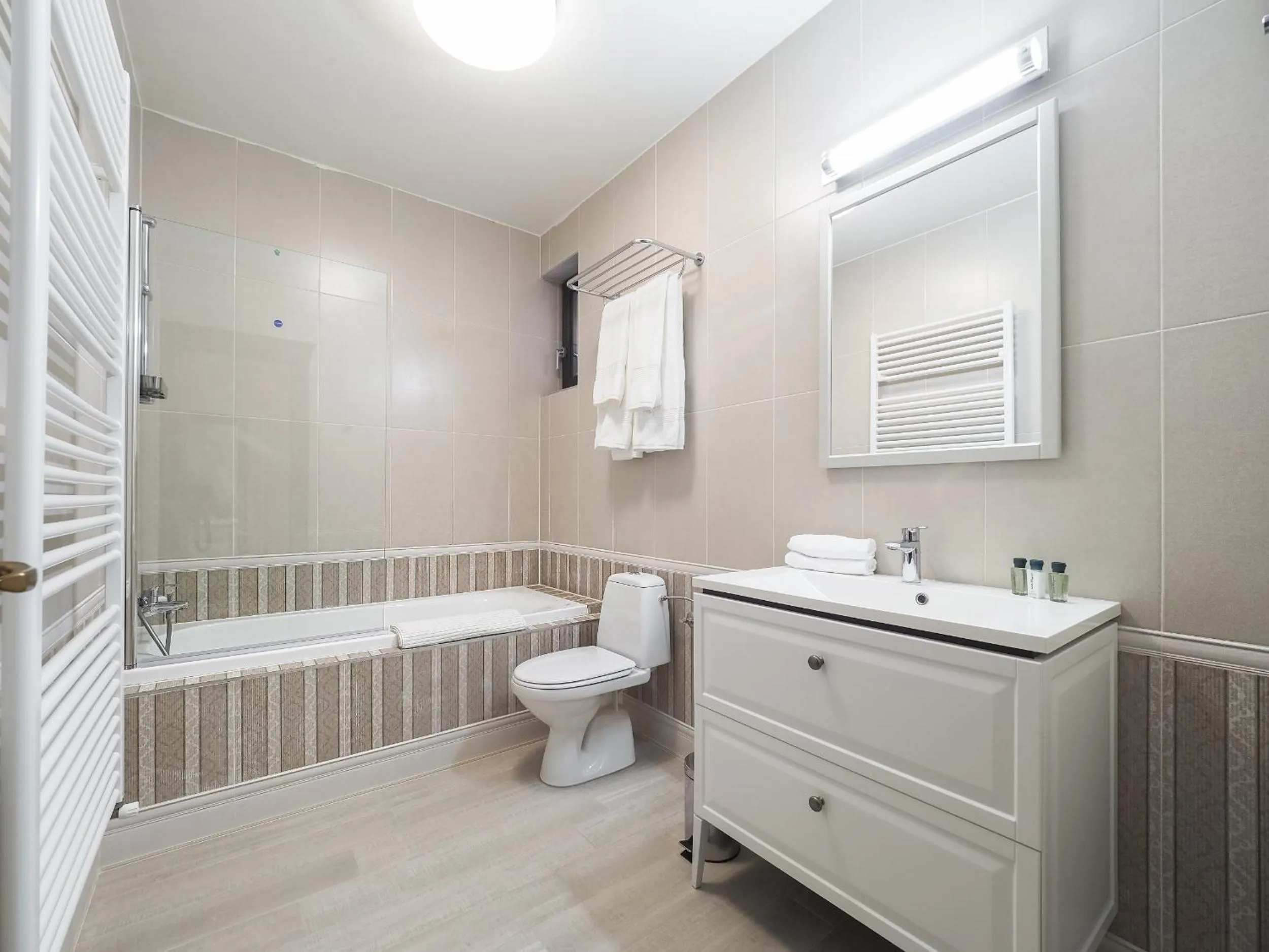 Bathroom in Boutique Central