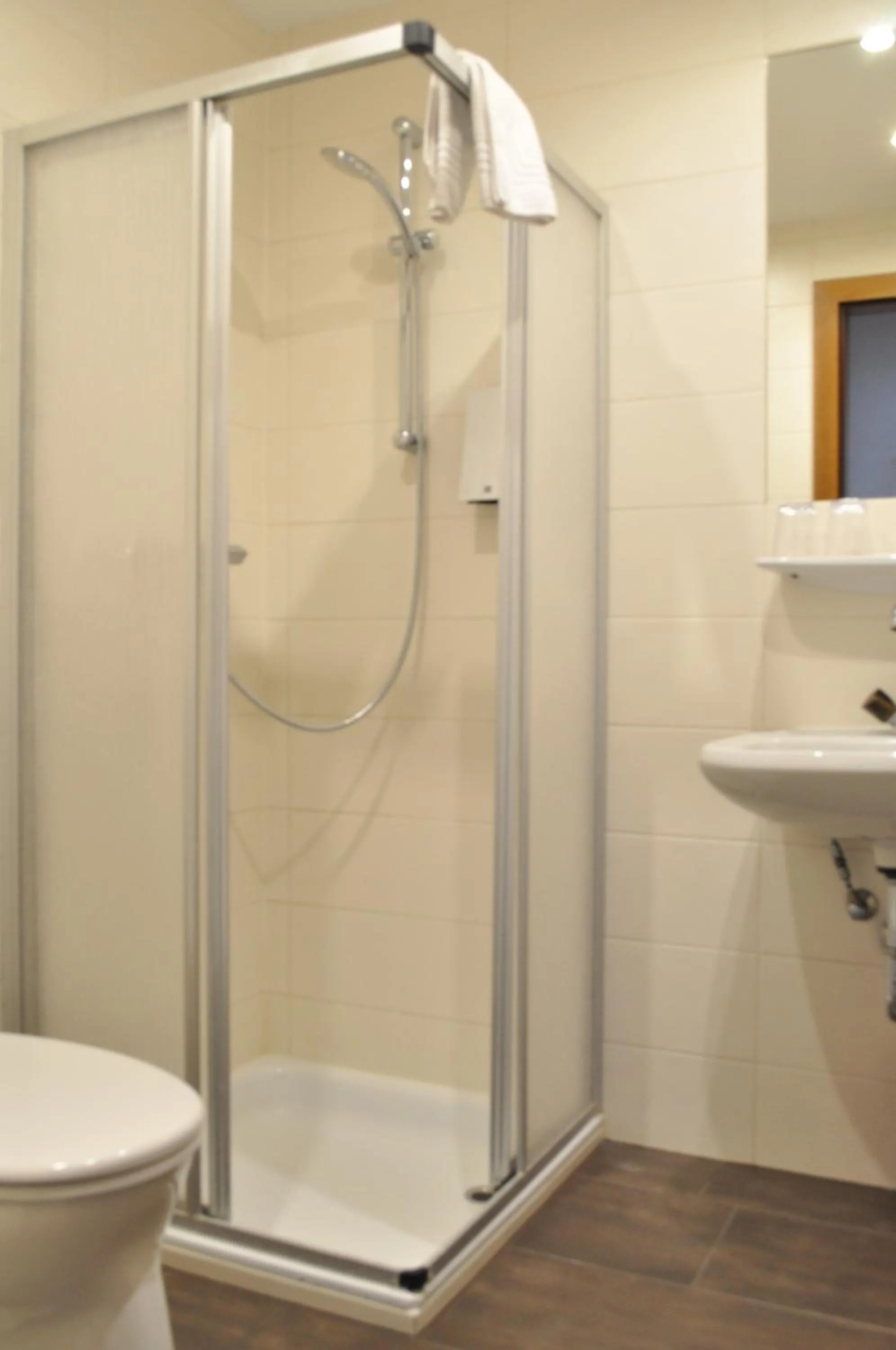Bathroom in Gästehaus Herlinde