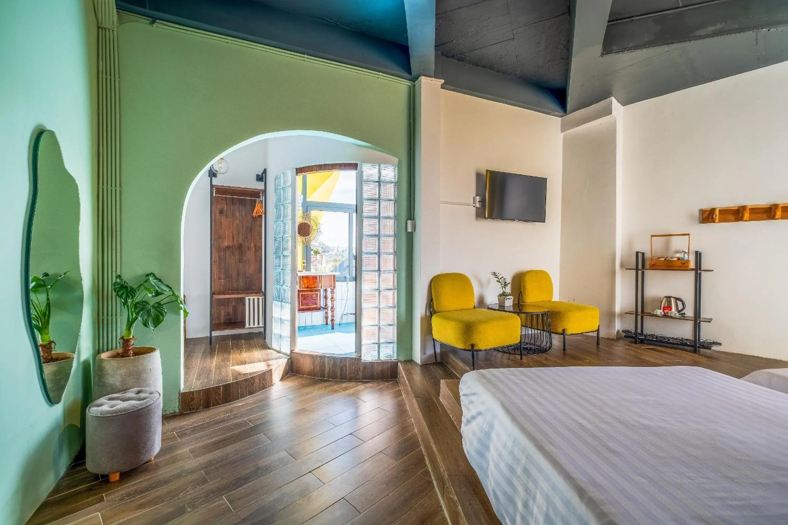 Bedroom, Bed in Orimi Cafe & Homies Dalat