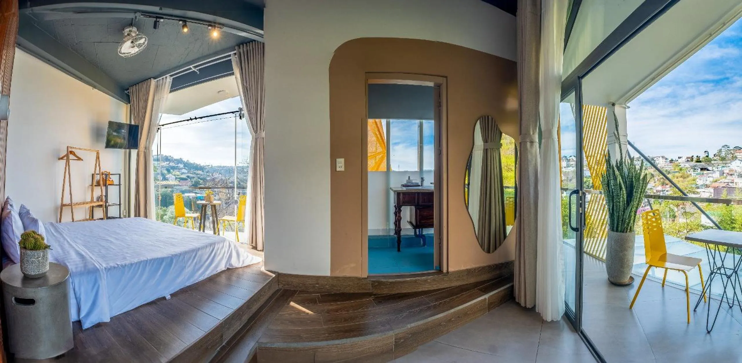 Bedroom, Bed in Orimi Cafe & Homies Dalat