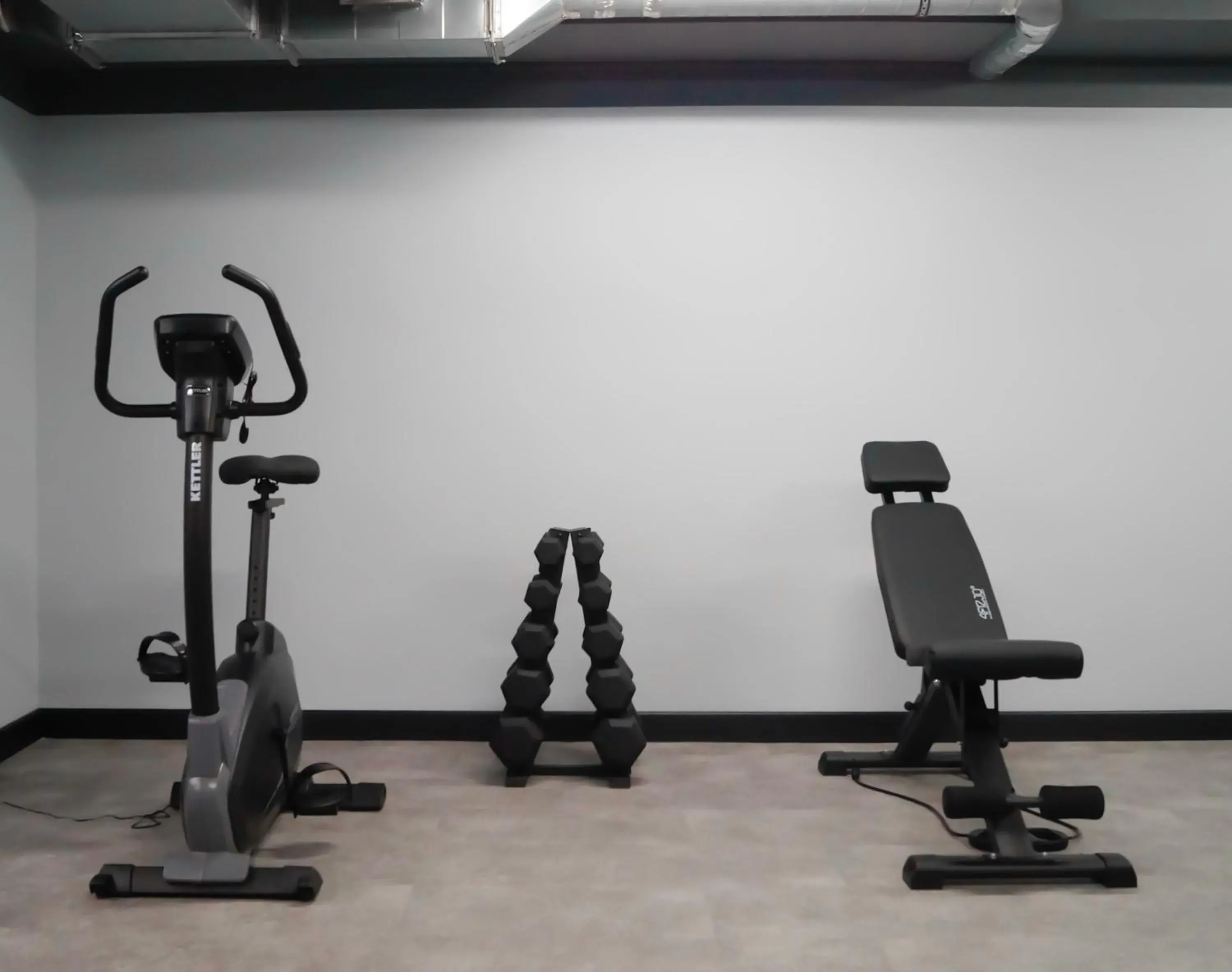 Fitness centre/facilities in Hotel Wyspiański Fitness centre/facilities in Hotel Wyspiański