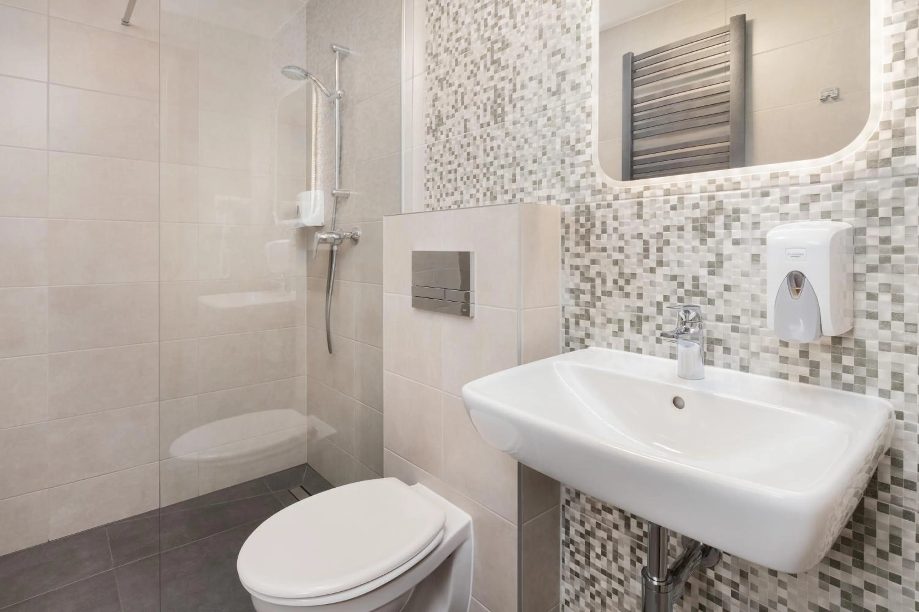 Shower in Villa Angela