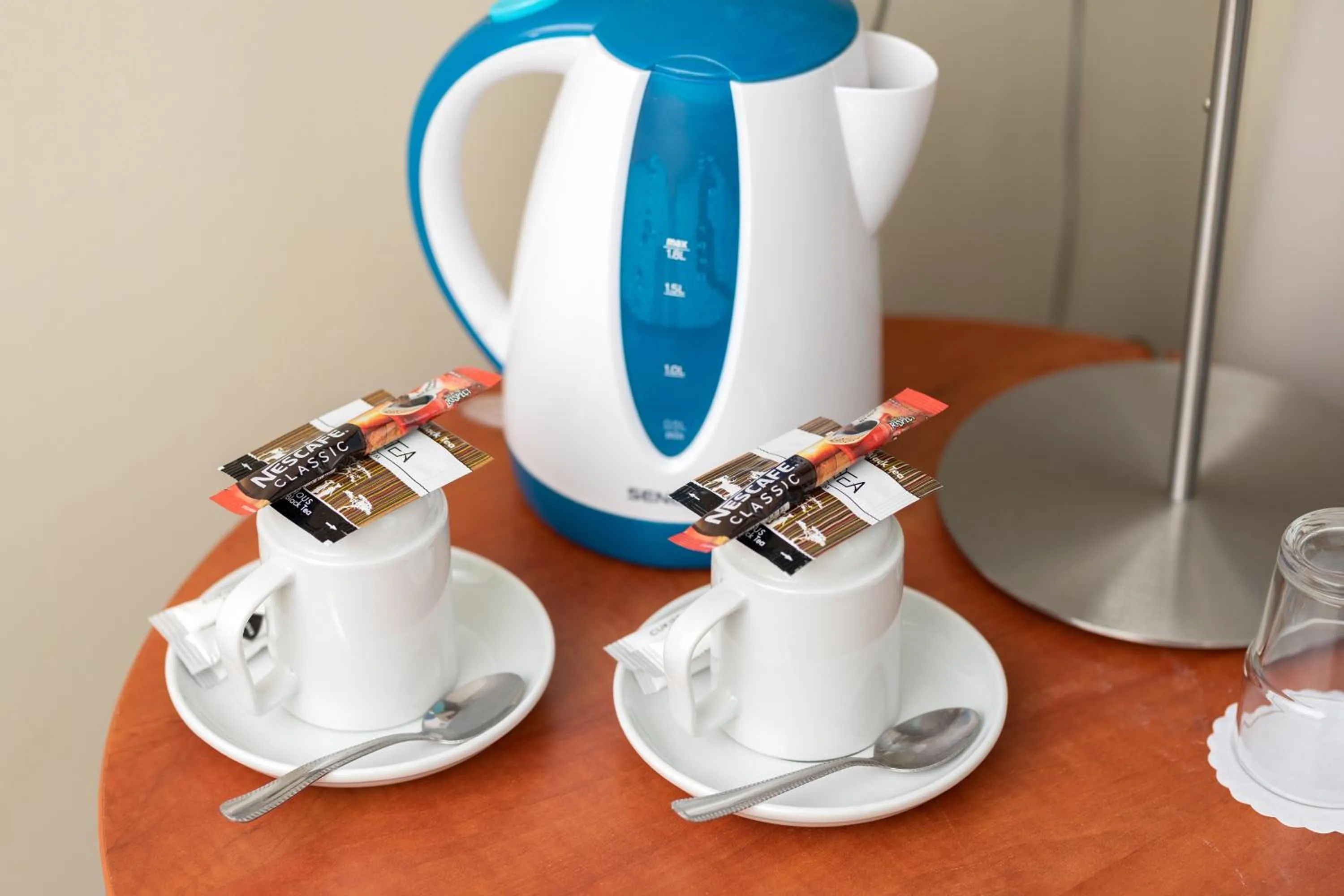 Coffee/tea facilities in Villa Angela