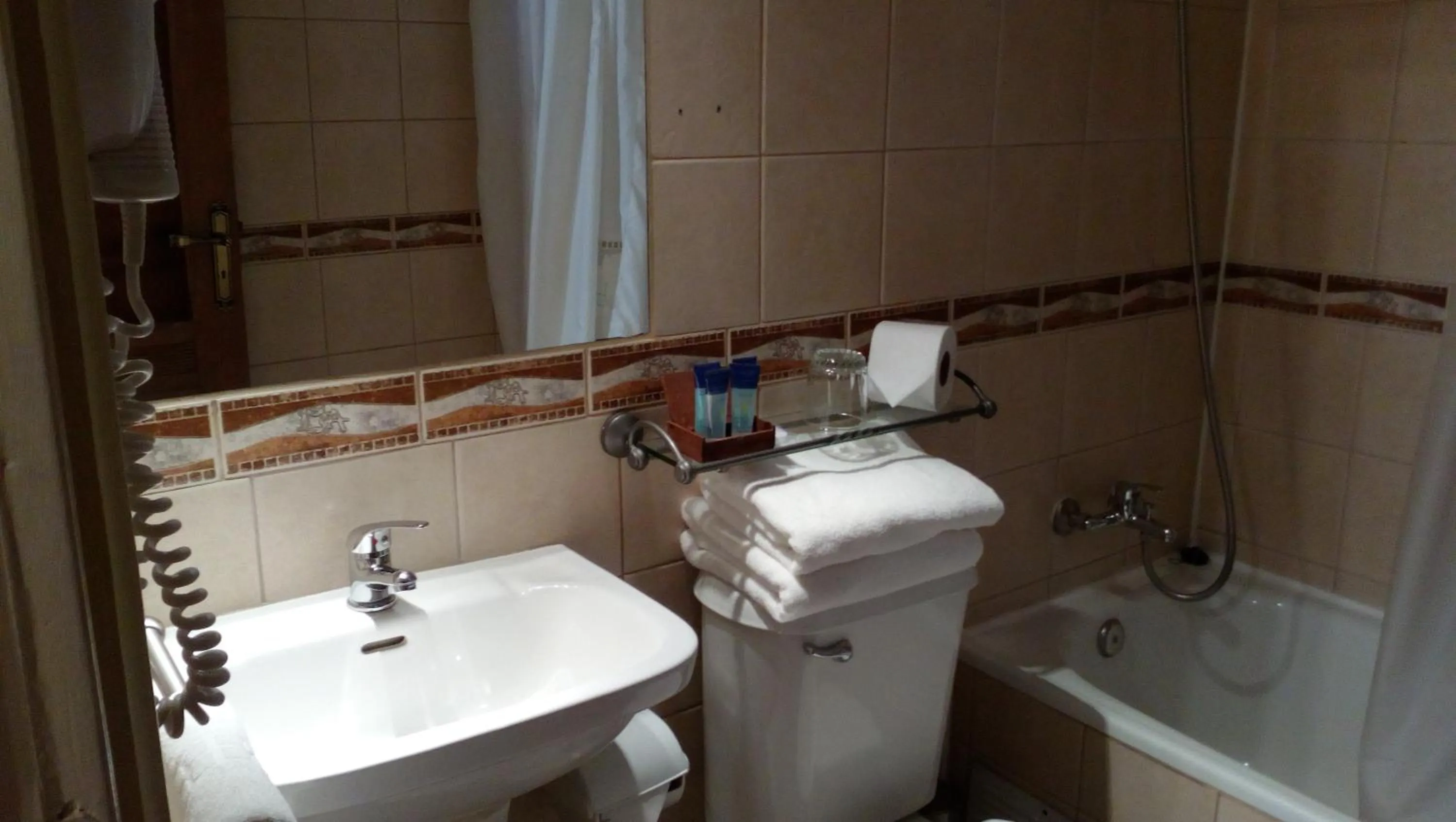 Bathroom in Hotel Di Torlaschi