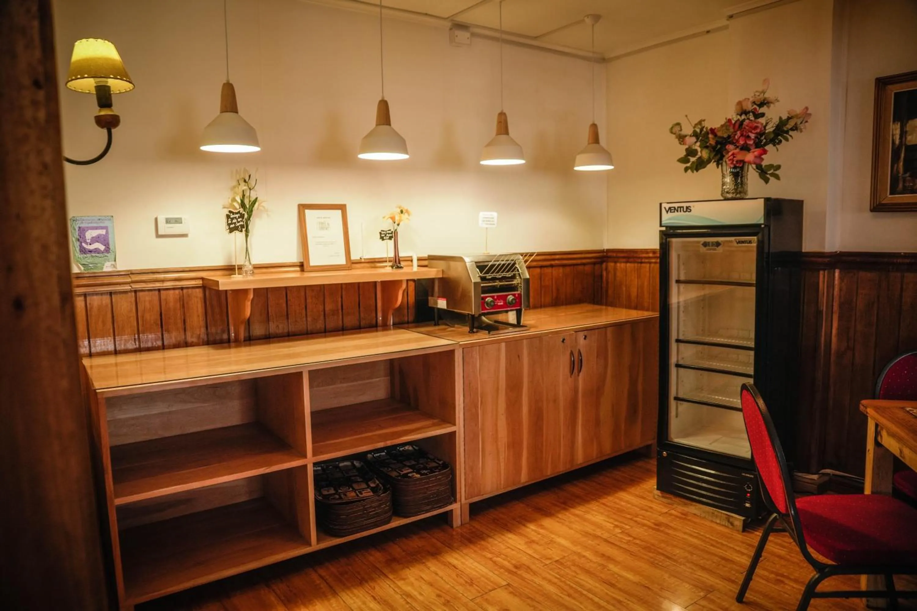 Dining area in Hostal Hielo Sur