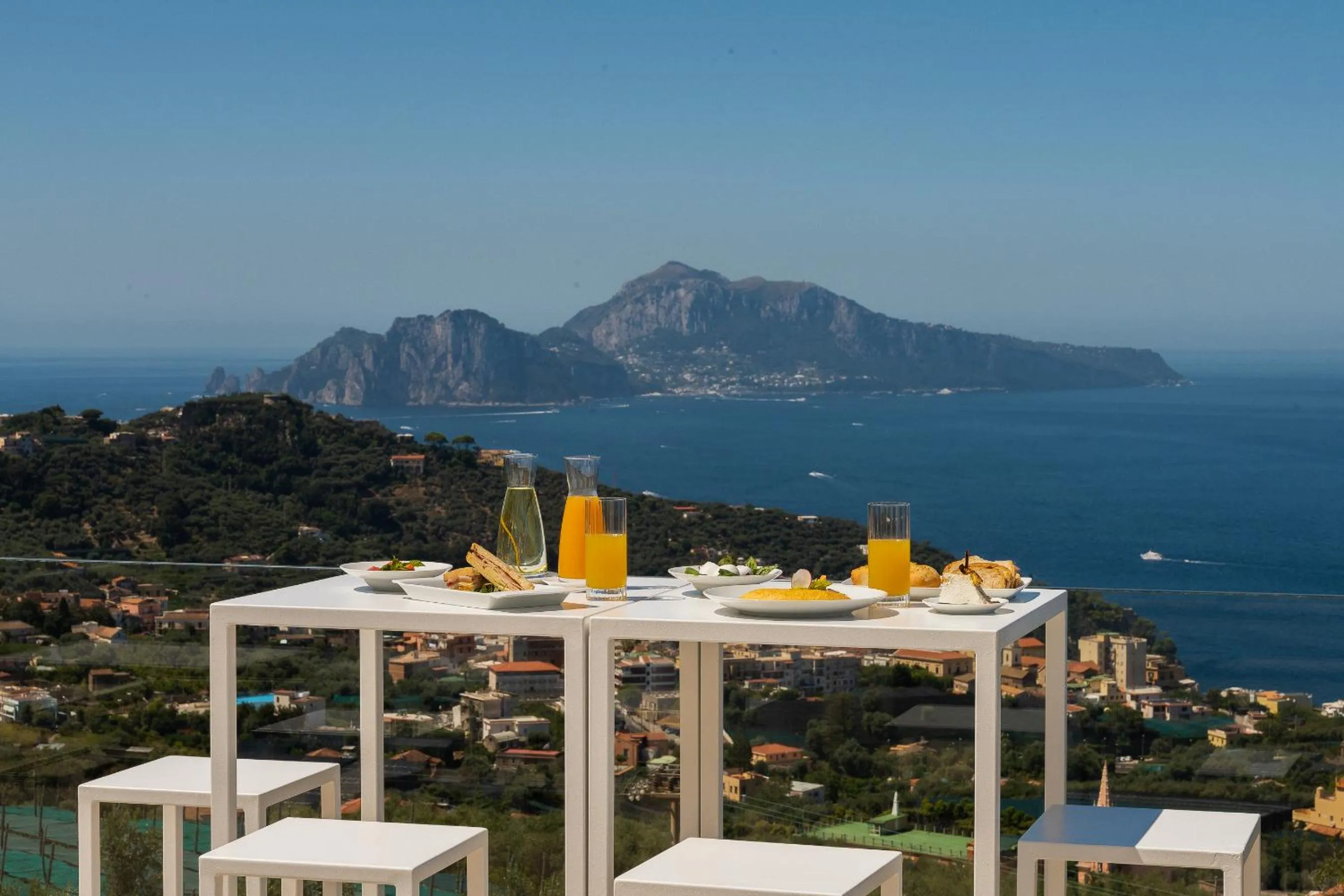 Continental breakfast in Villa Eliana