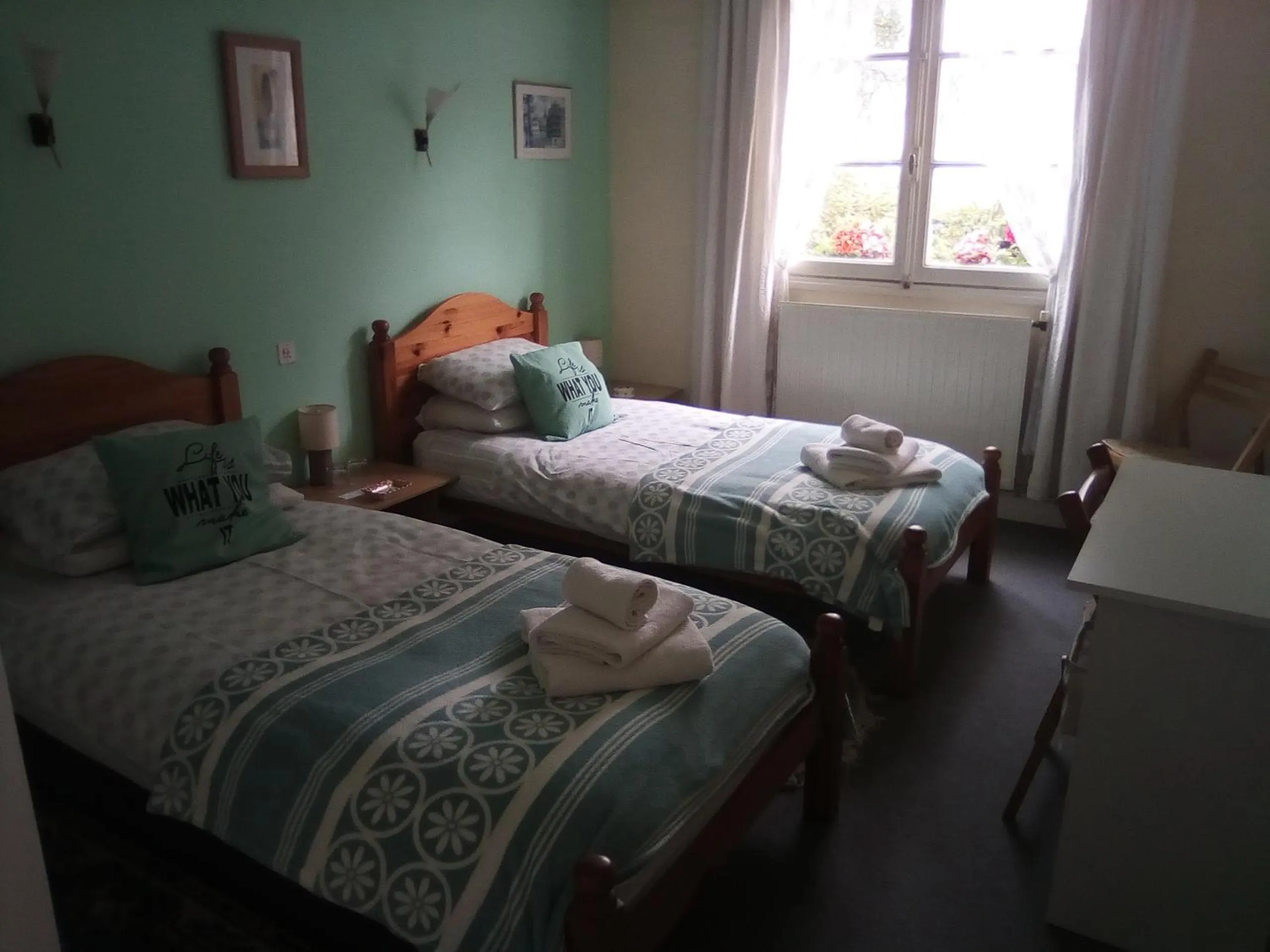 Photo of the whole room, Bed in Lenard Charles Bed & Breakfast
