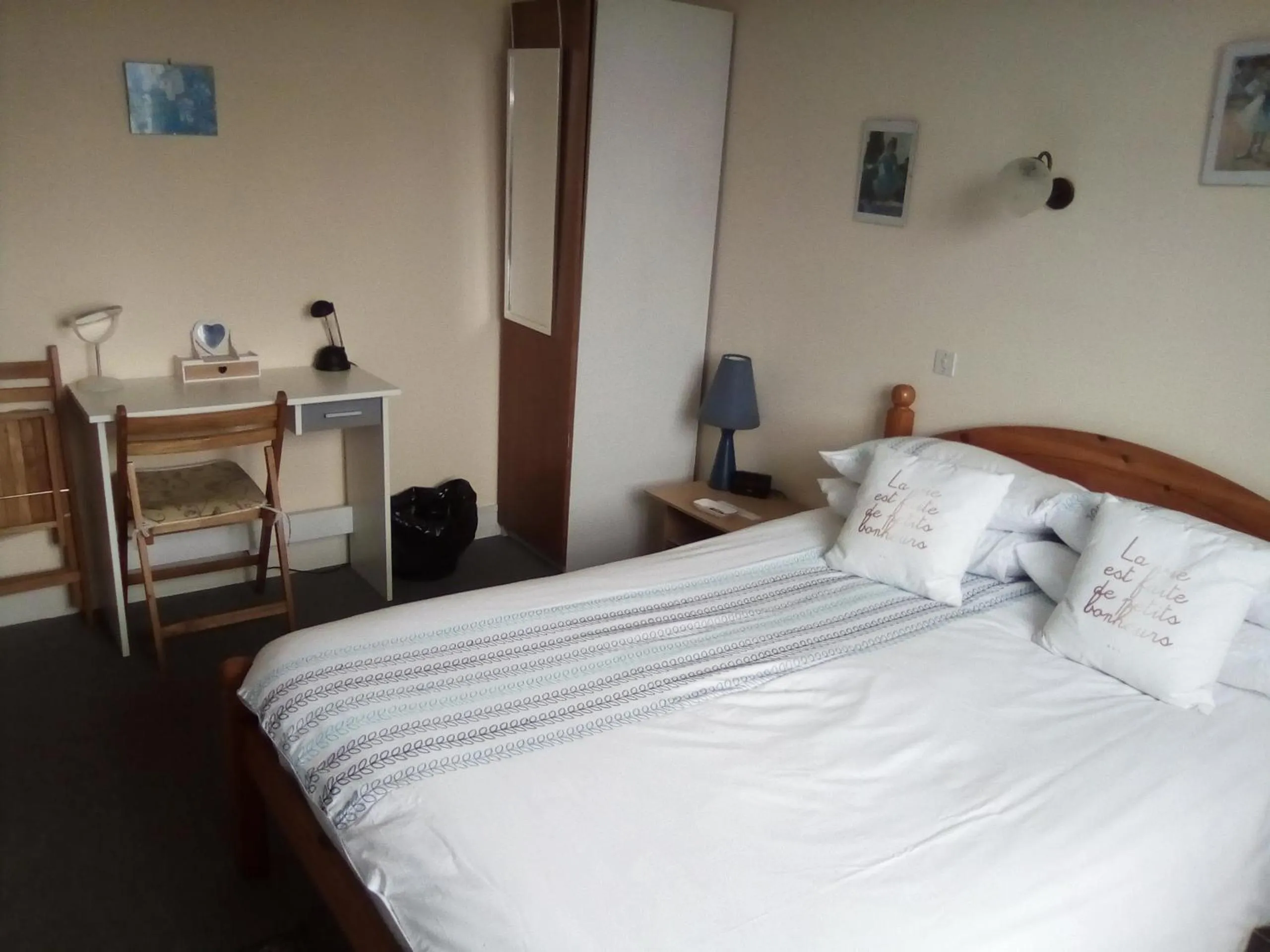 Photo of the whole room, Bed in Lenard Charles Bed & Breakfast