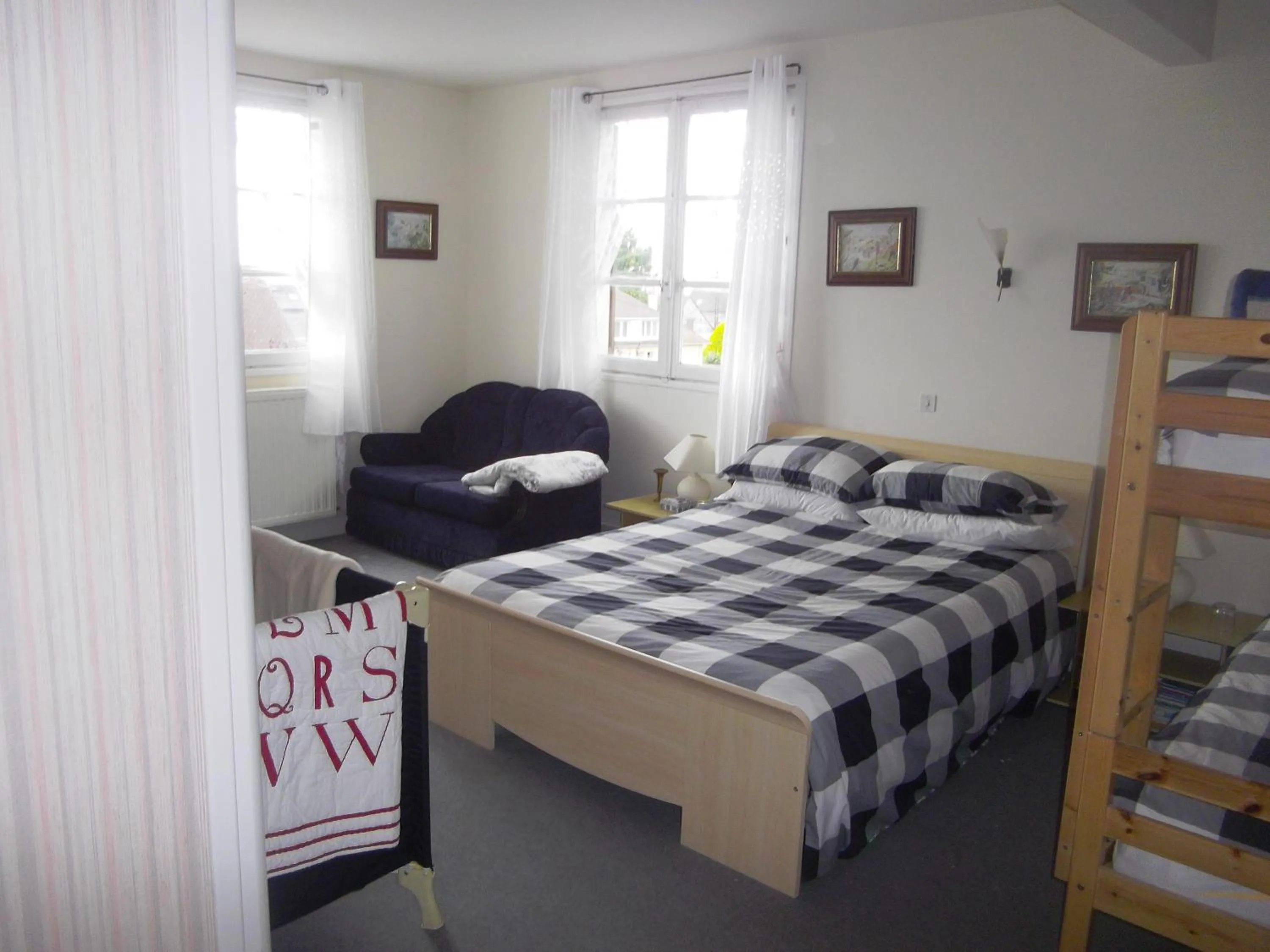 Bedroom, Bed in Lenard Charles Bed & Breakfast