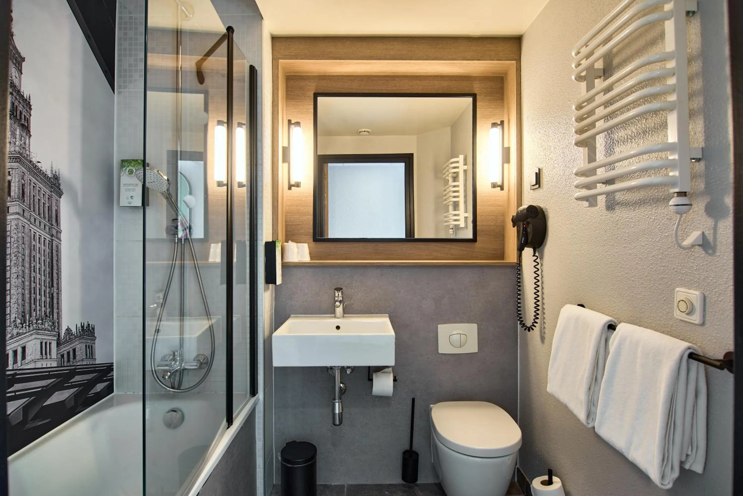 Toilet in CAMPANILE PRIME Warszawa Centrum