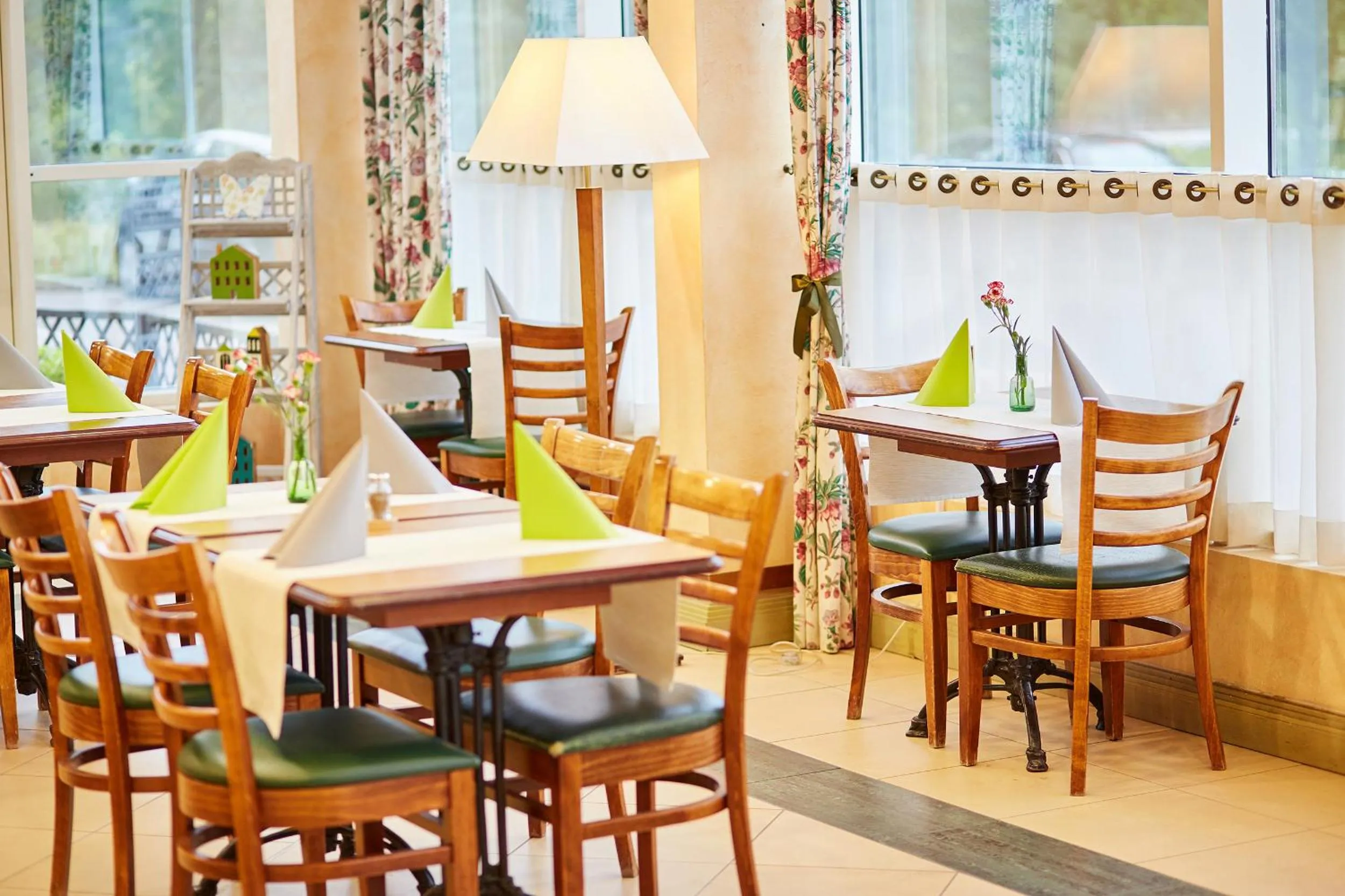 Restaurant/places to eat in Campanile Poznan