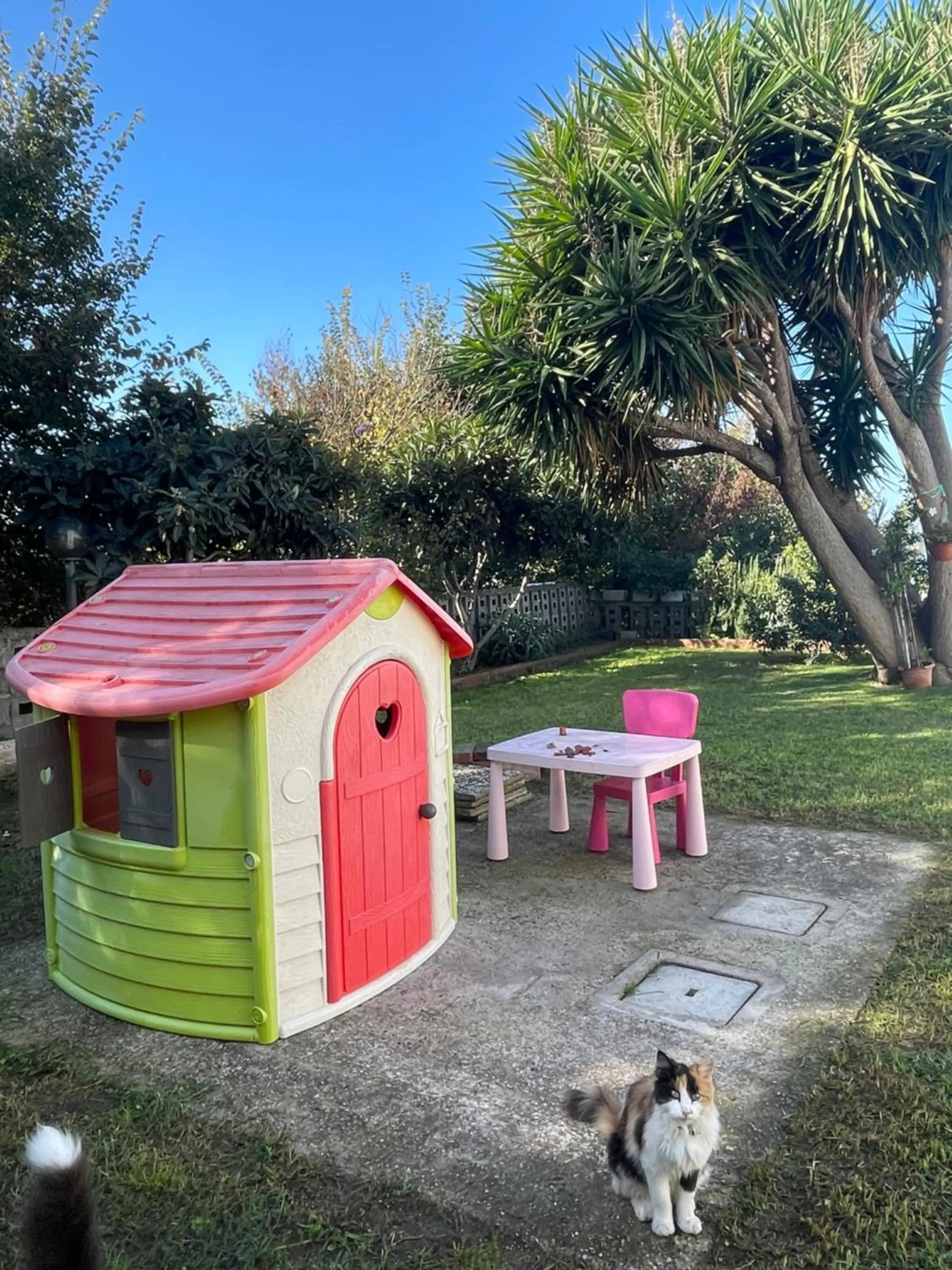 Children play ground in B&B Sunset da carla