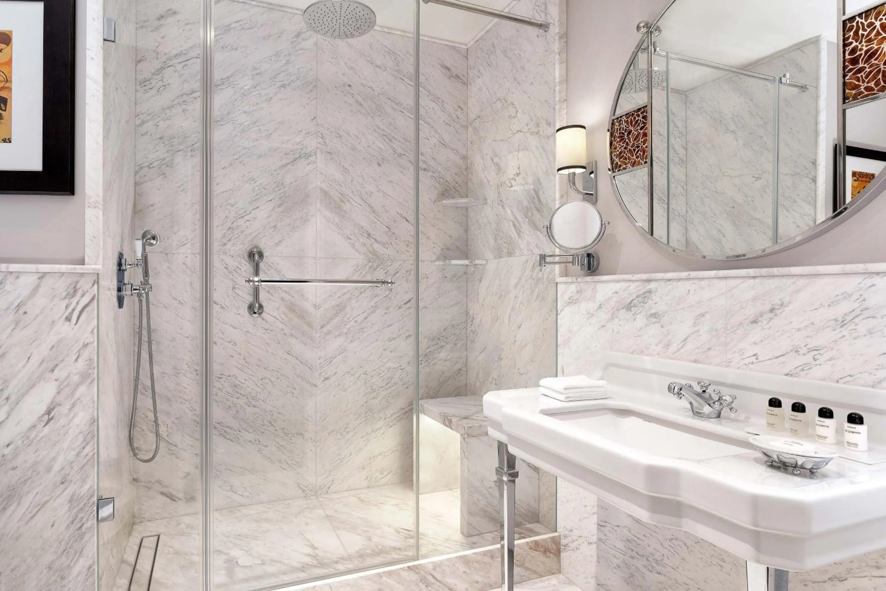 Bathroom in Hotel Bristol, A Luxury Collection Hotel, Warsaw